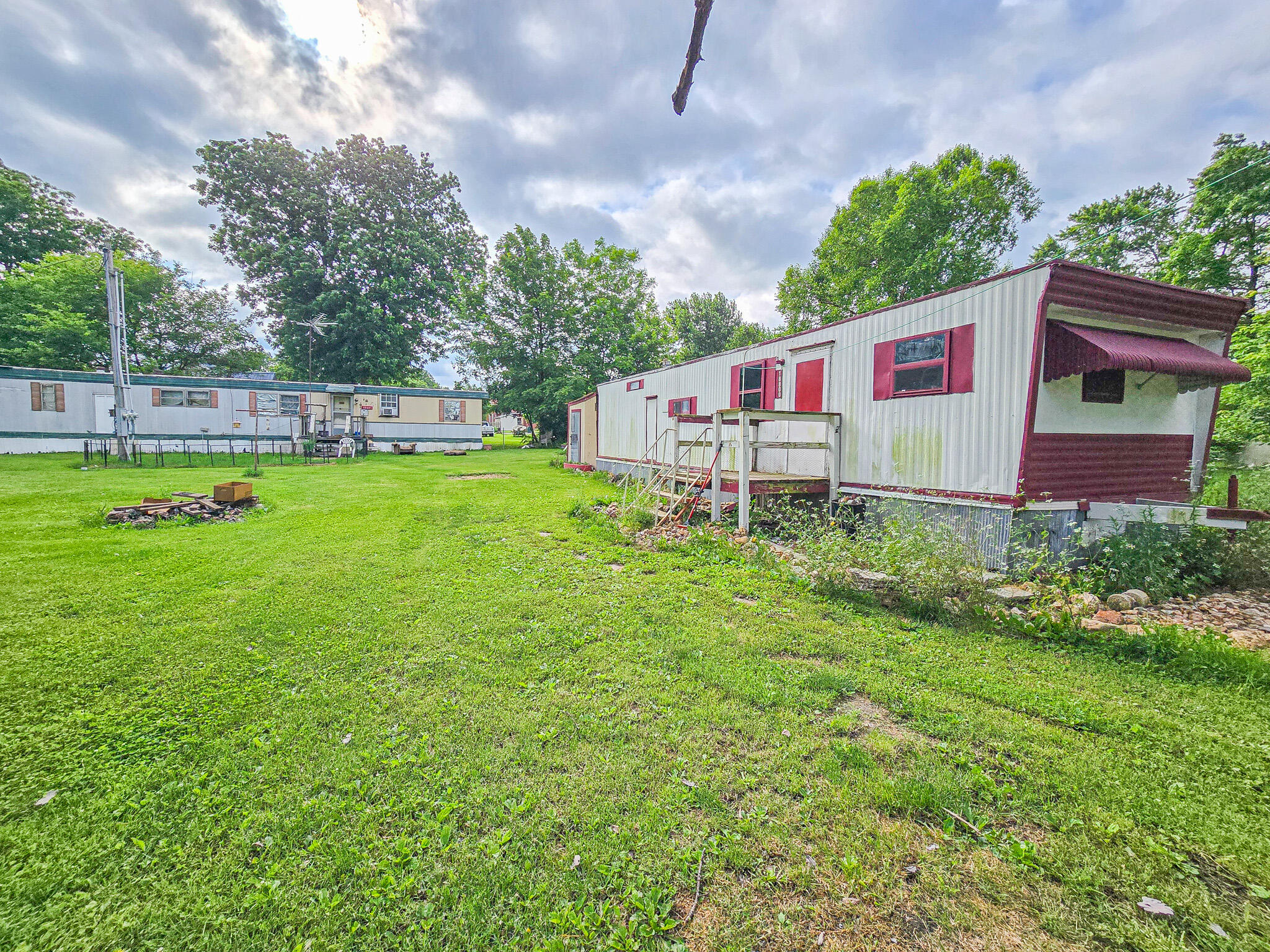 18800 2nd Avenue Property Photo 4