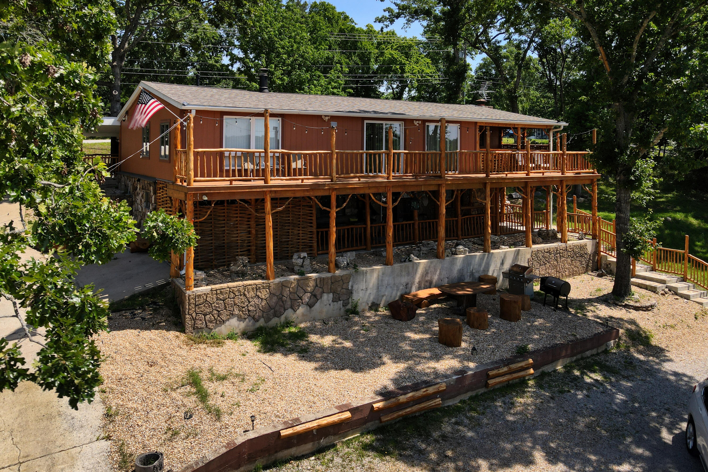 156 Lakeridge Road