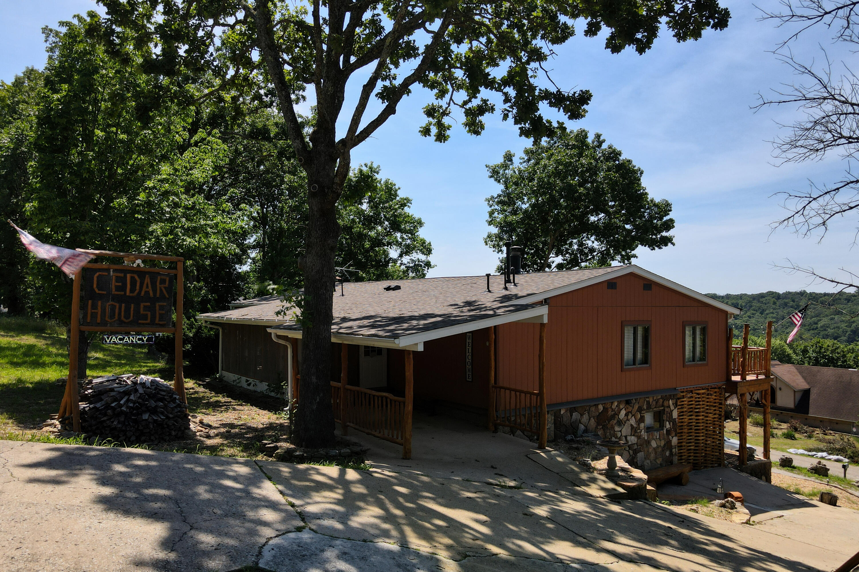 156 Lakeridge Road Property Photo 2