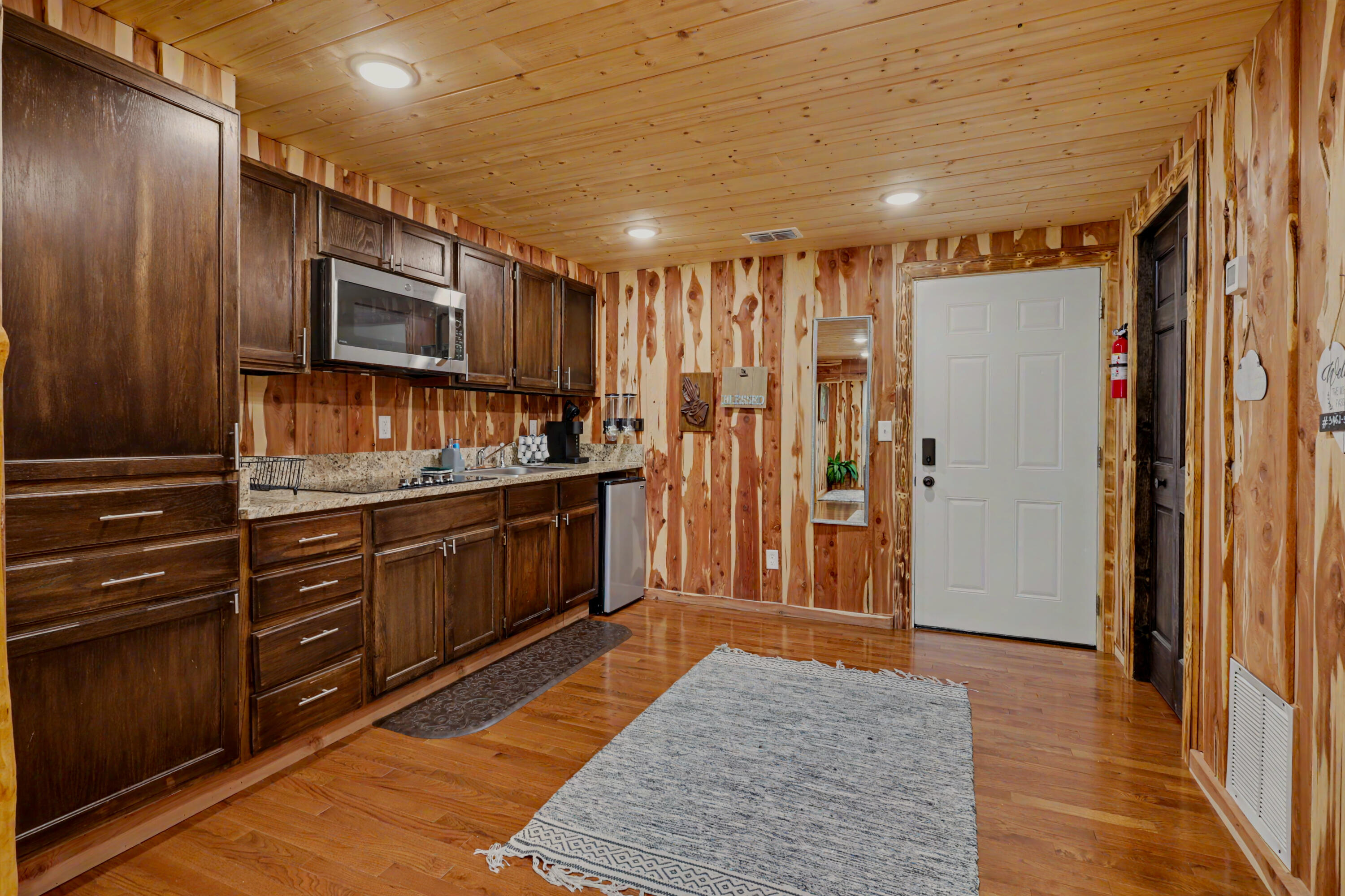 156 Lakeridge Road Property Photo 8