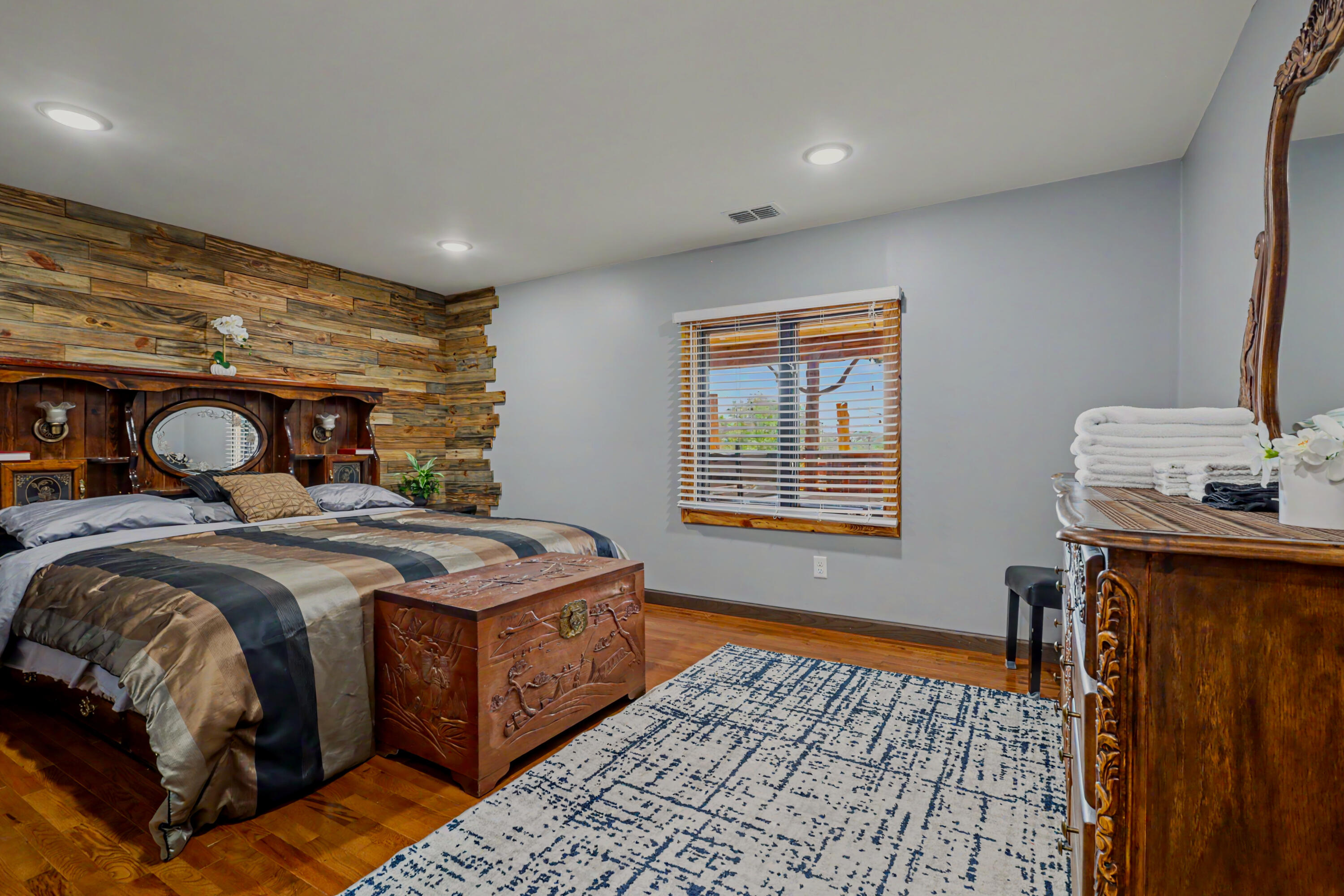 156 Lakeridge Road Property Photo 13