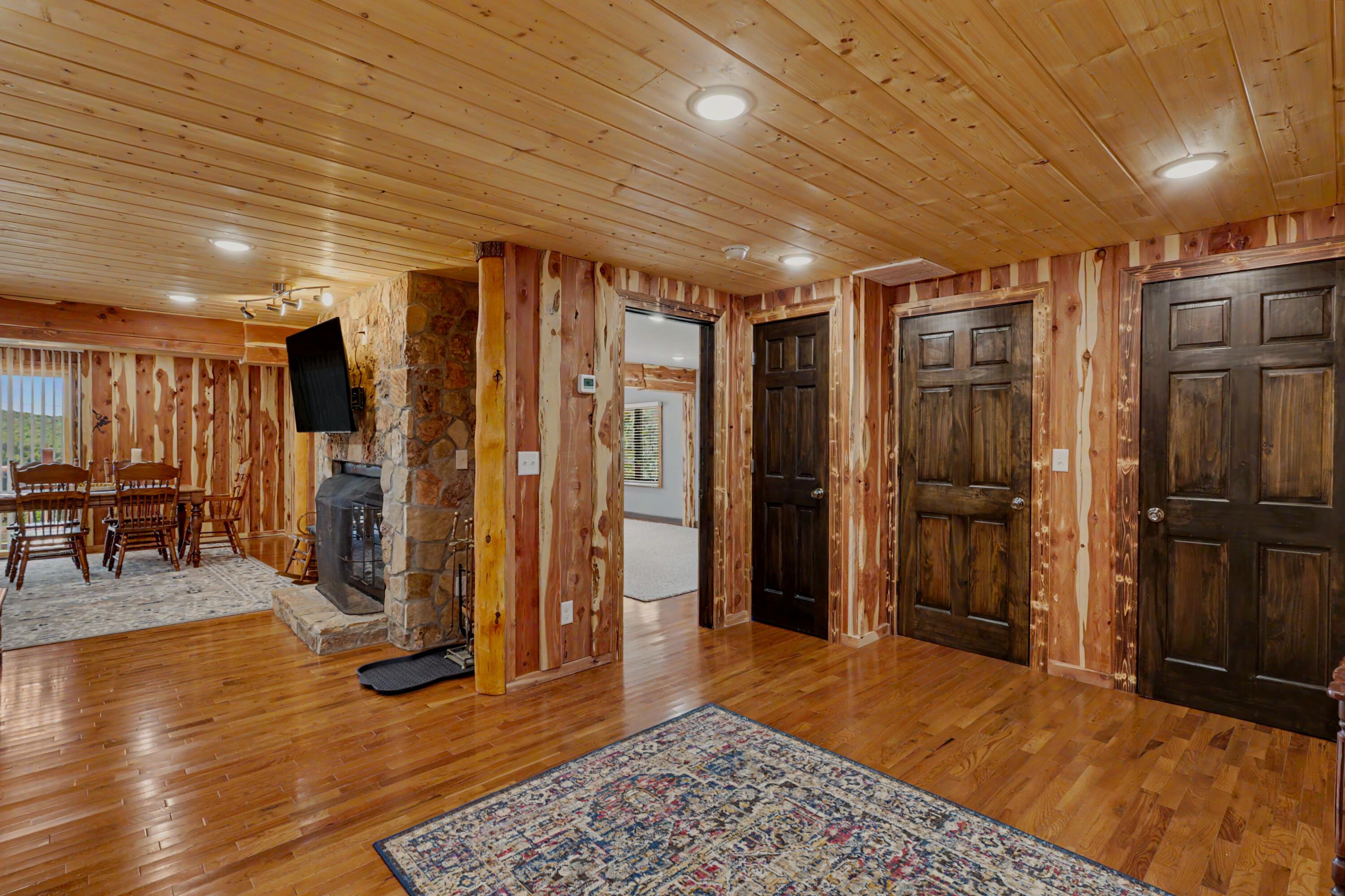 156 Lakeridge Road Property Photo 22
