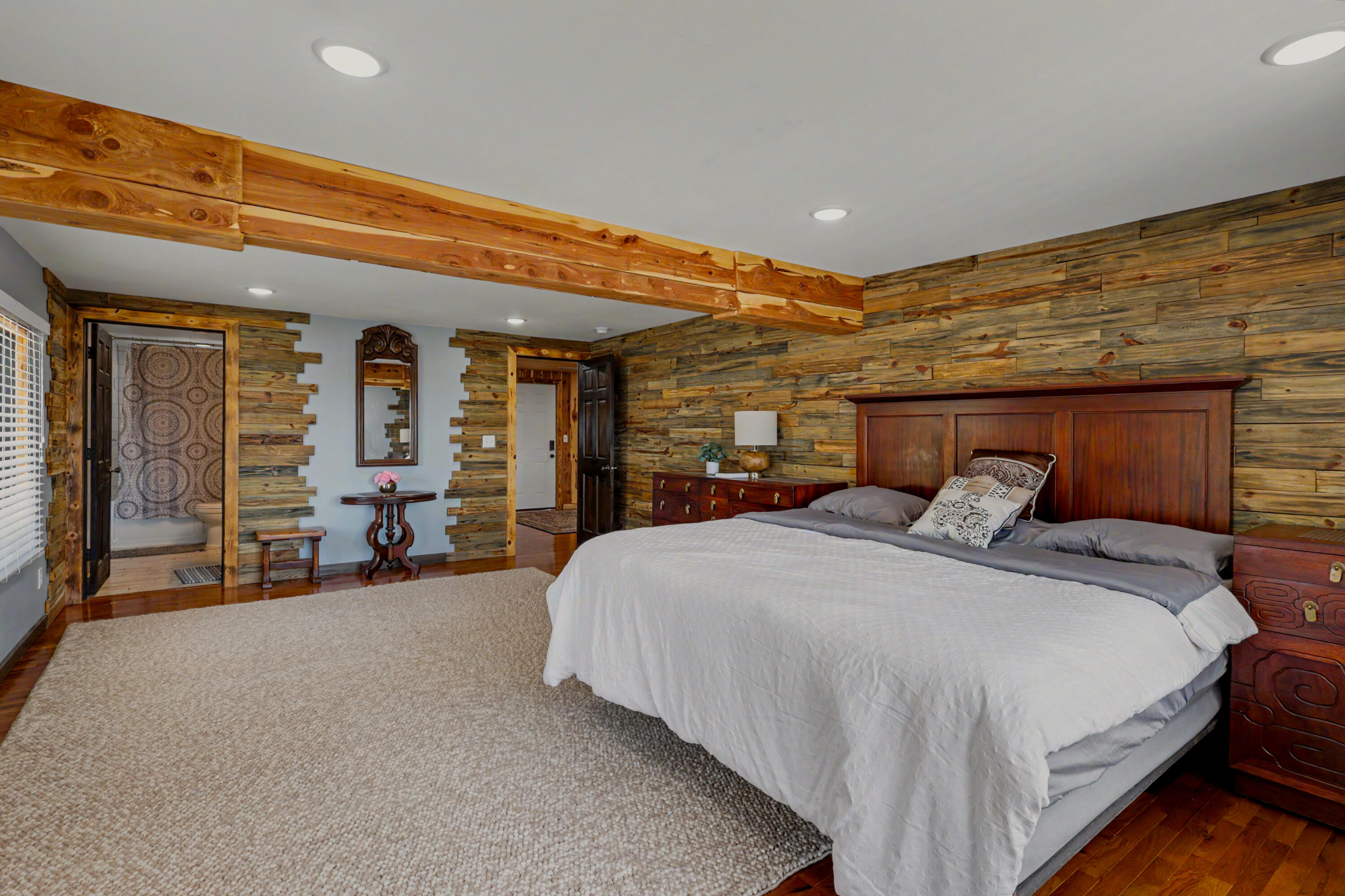 156 Lakeridge Road Property Photo 28