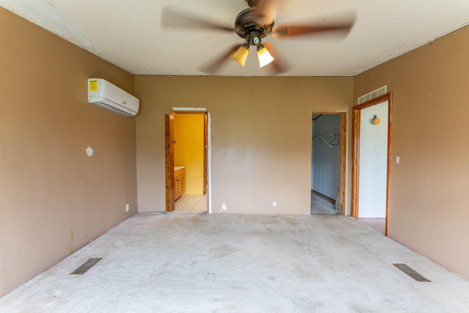 5413 County Road 579 Property Photo 13