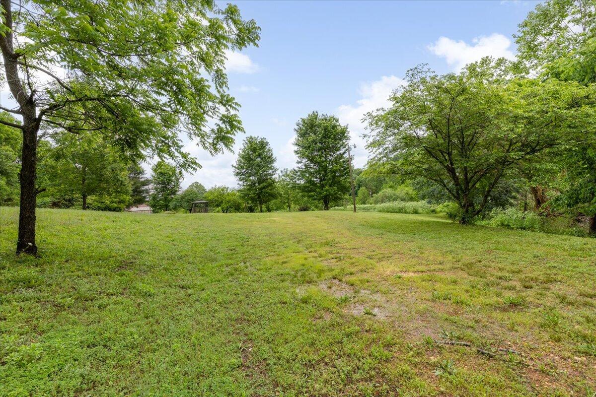 21 Lakeview Lane Property Photo 16