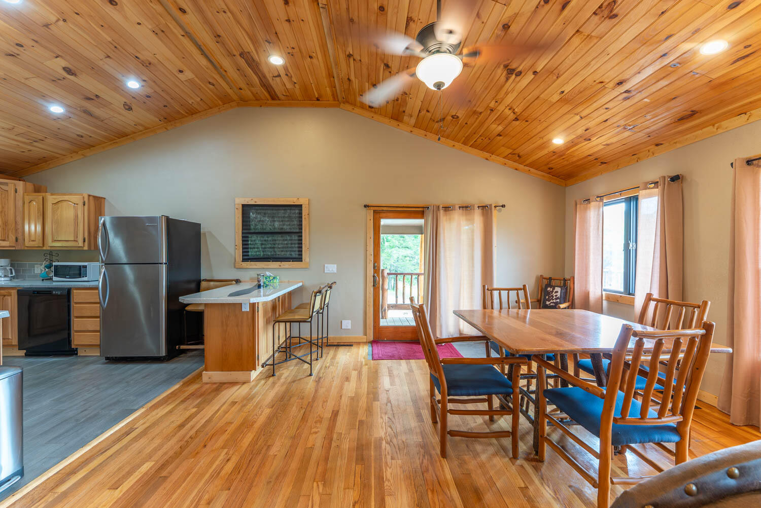 17169 State Highway 106 Property Photo 7