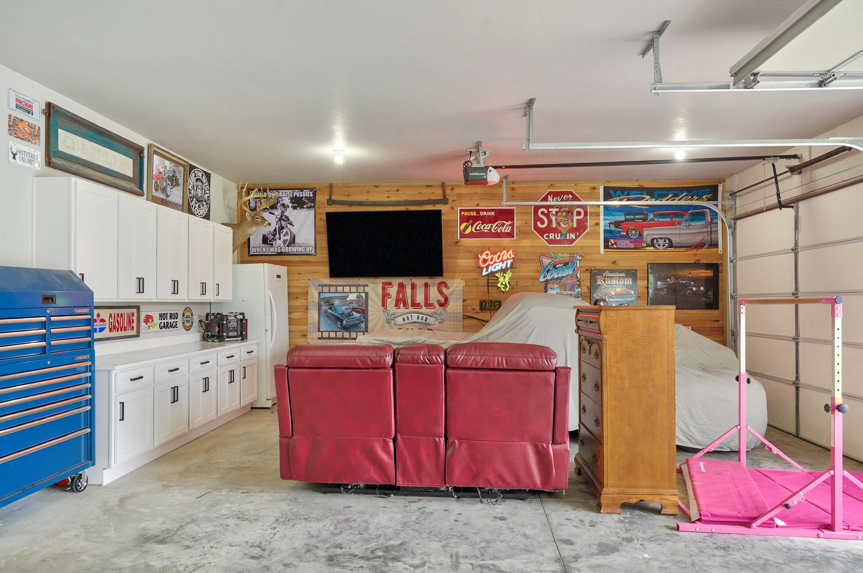 932 East Downshire Drive Property Photo 43