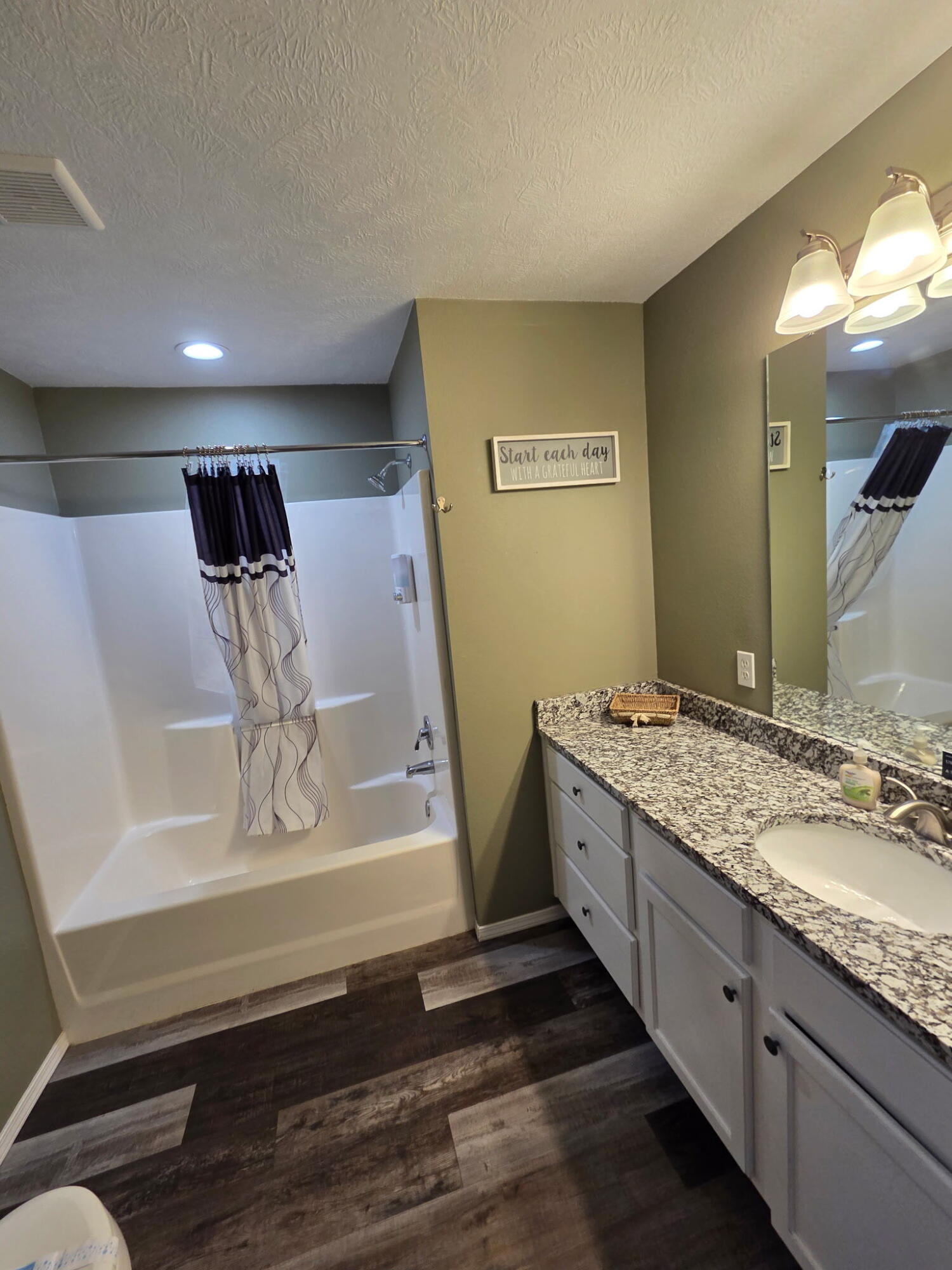 2958 Vineyards Parkway # 24-4 Property Photo 10
