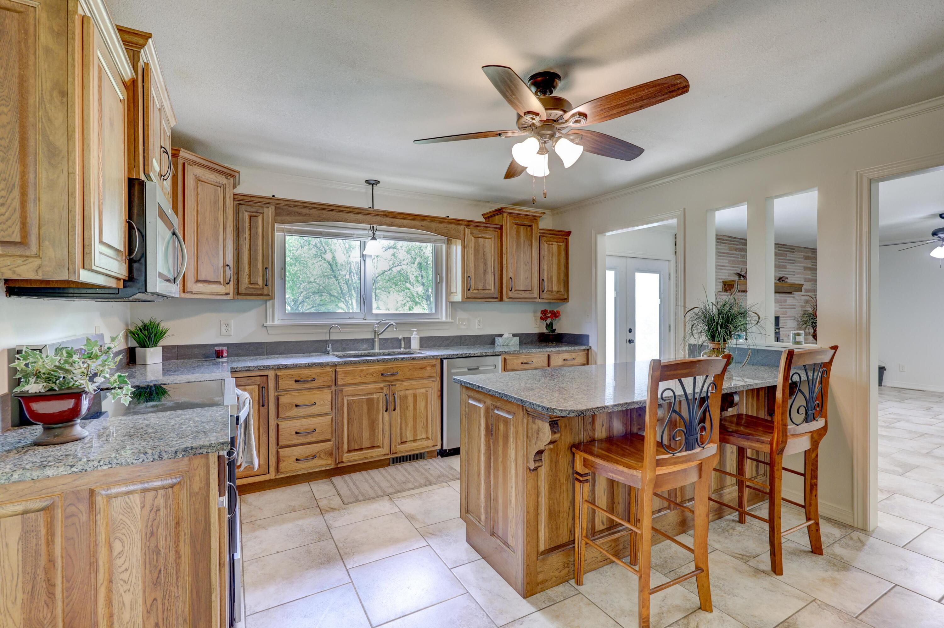 13200 Oregon Lane Property Photo 23