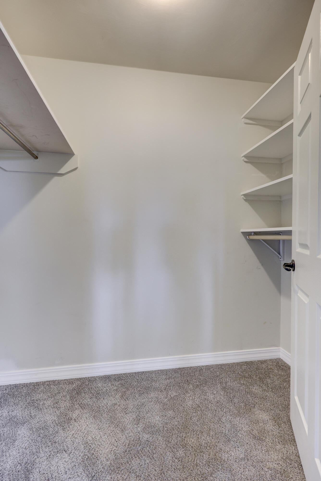 13200 Oregon Lane Property Photo 43