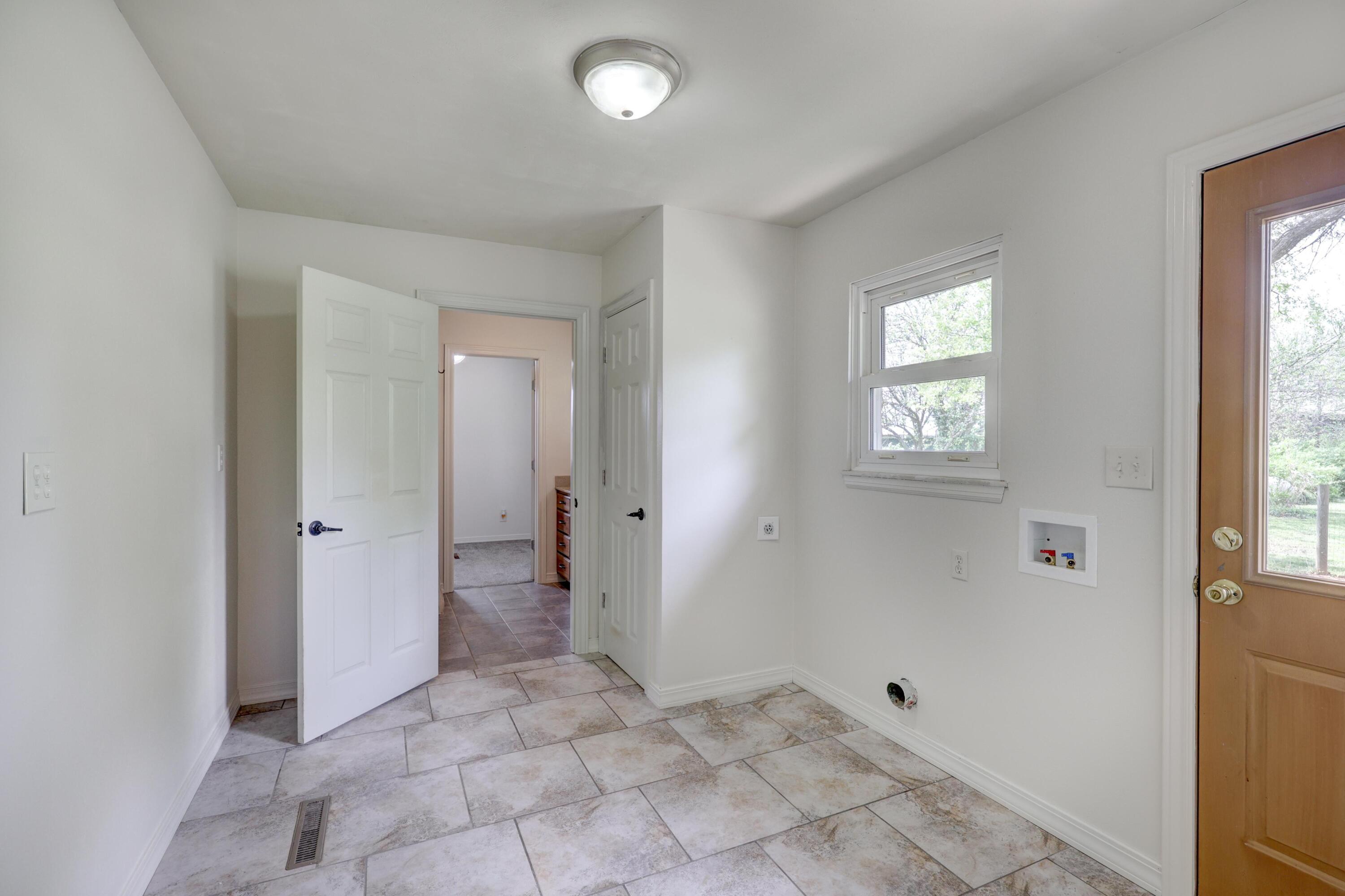 13200 Oregon Lane Property Photo 59