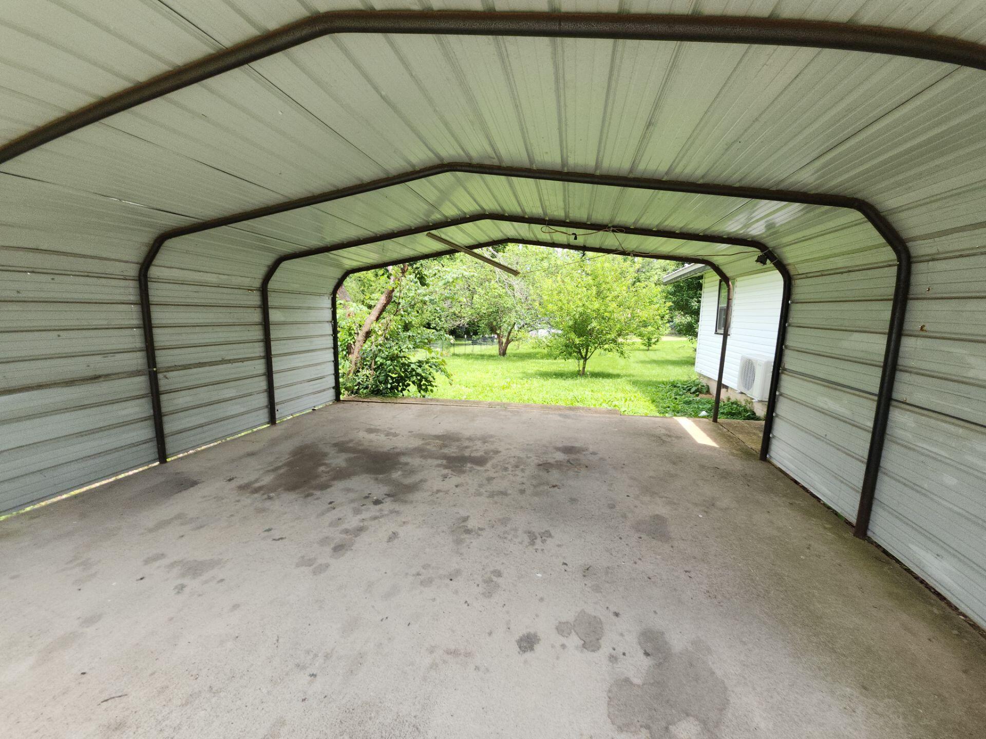 1208 Thomasville Road Property Photo 2