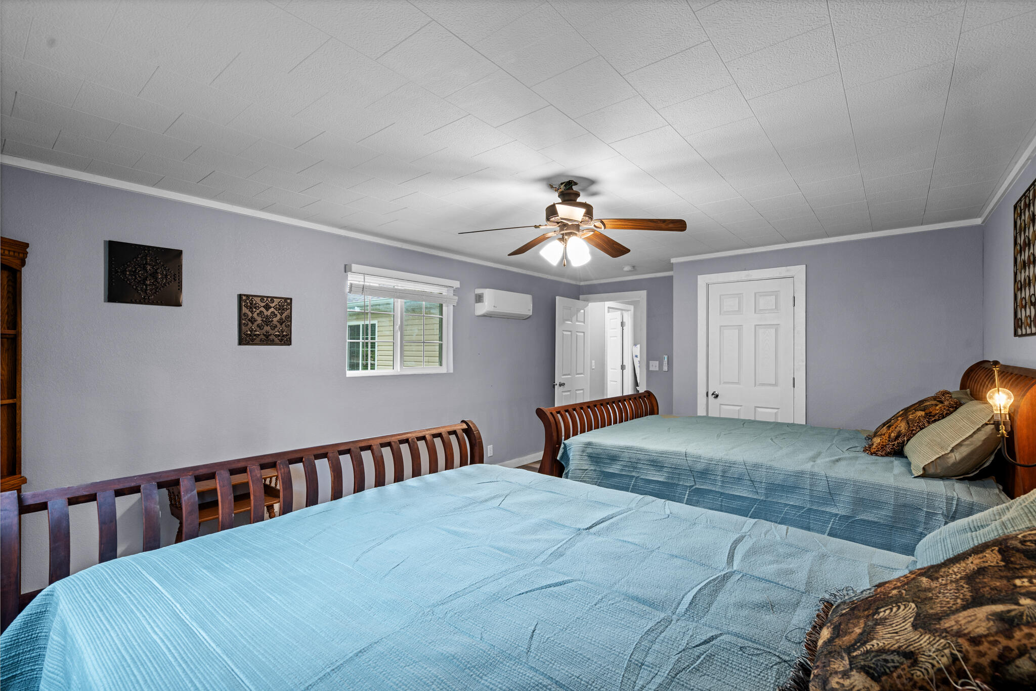 177 Benton Avenue Property Photo 19