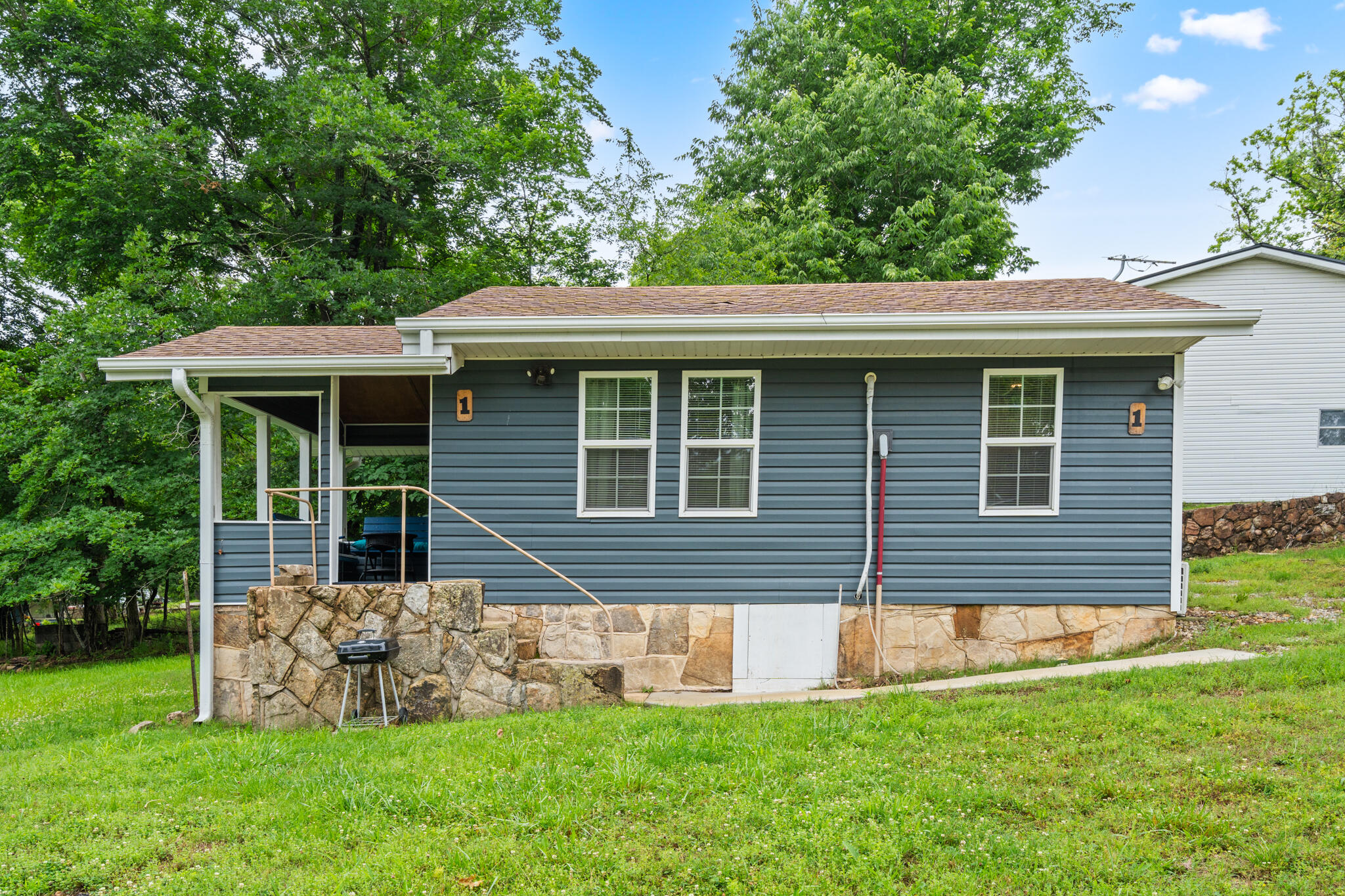 177 Benton Avenue Property Photo 29