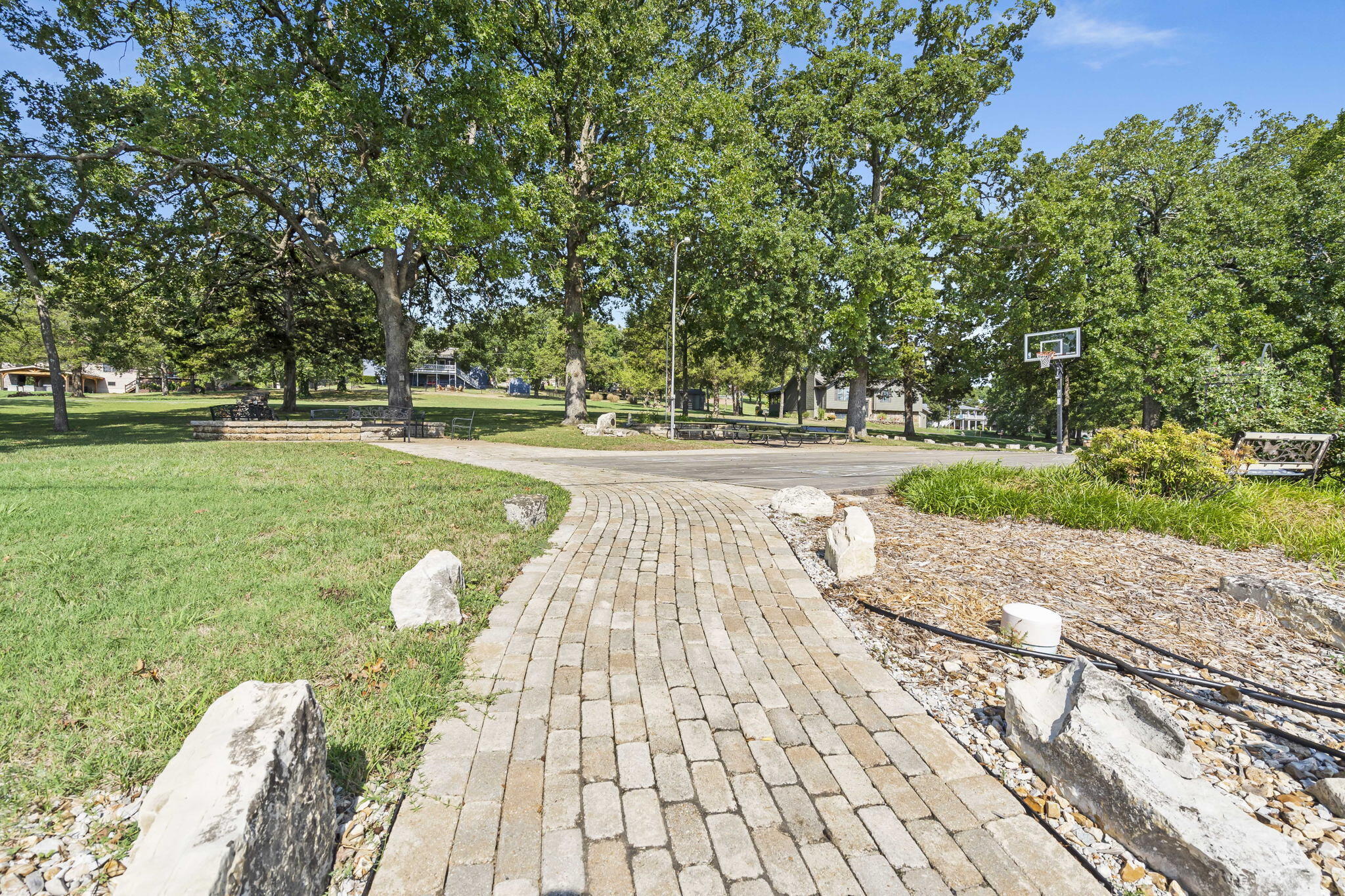 174 Lakeshore Drive South Property Photo 46