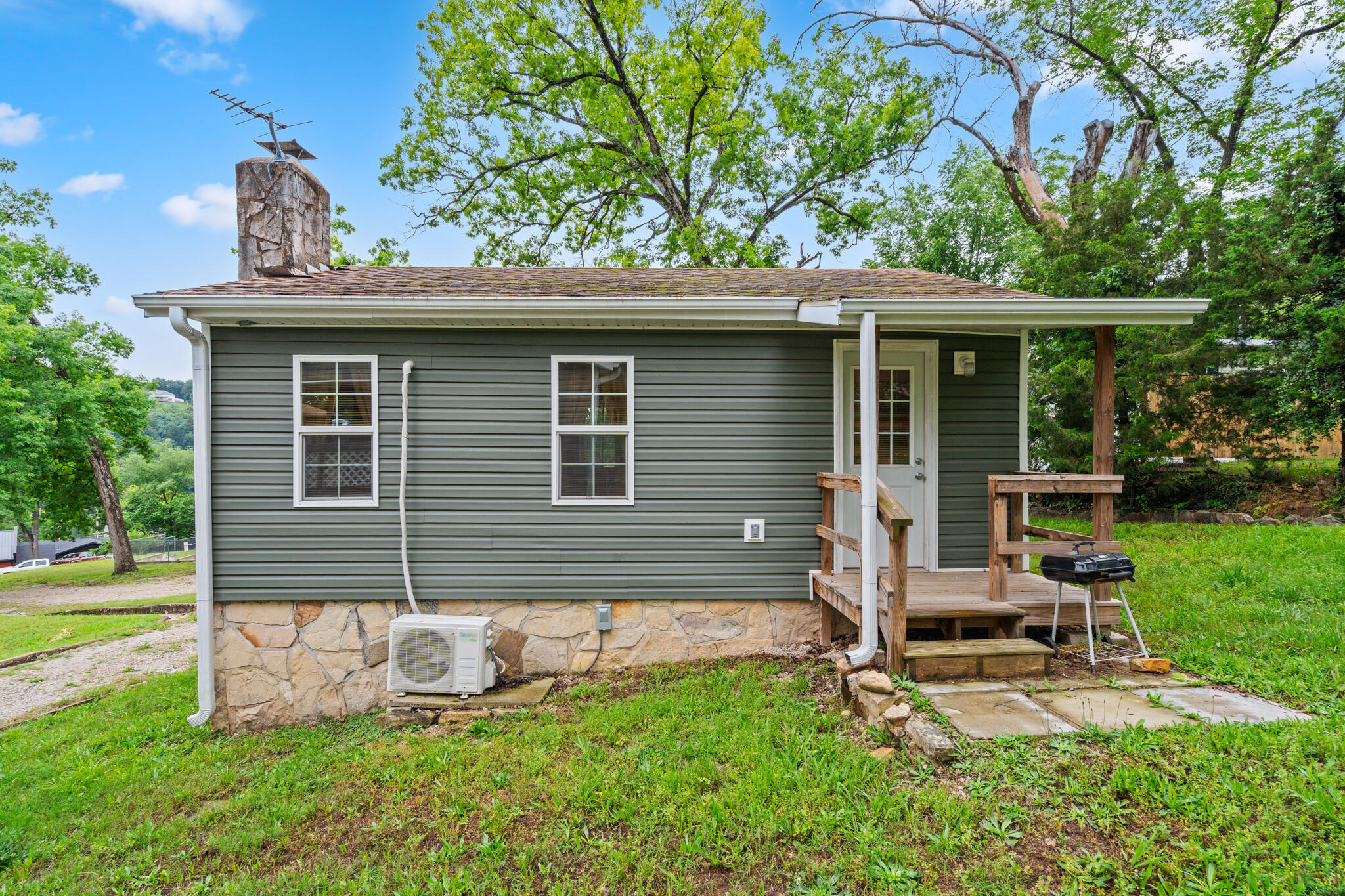 177 Benton Avenue Property Photo 45