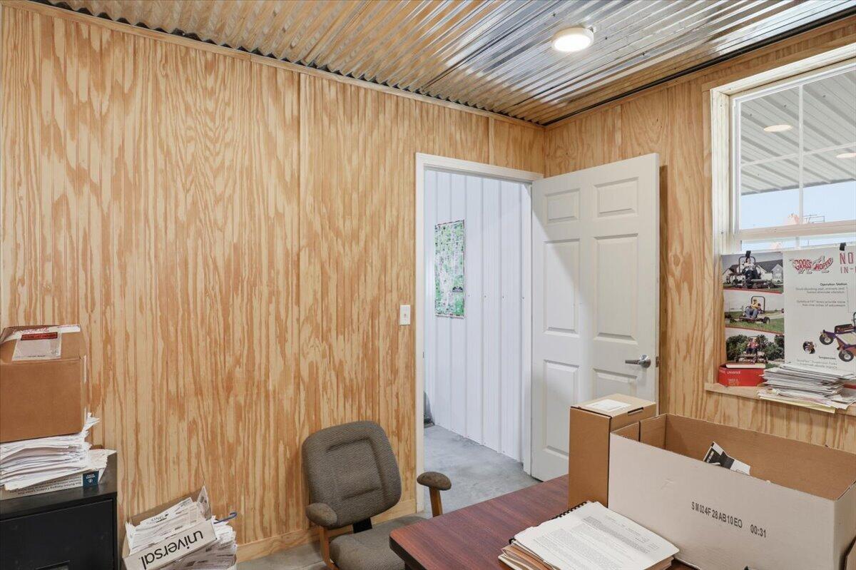 1350 Azalea Street Property Photo 27