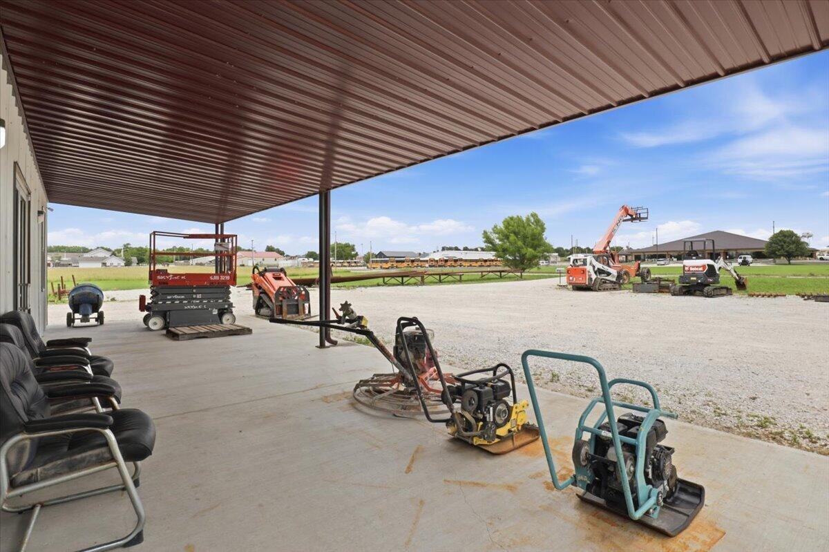 1350 Azalea Street Property Photo 29