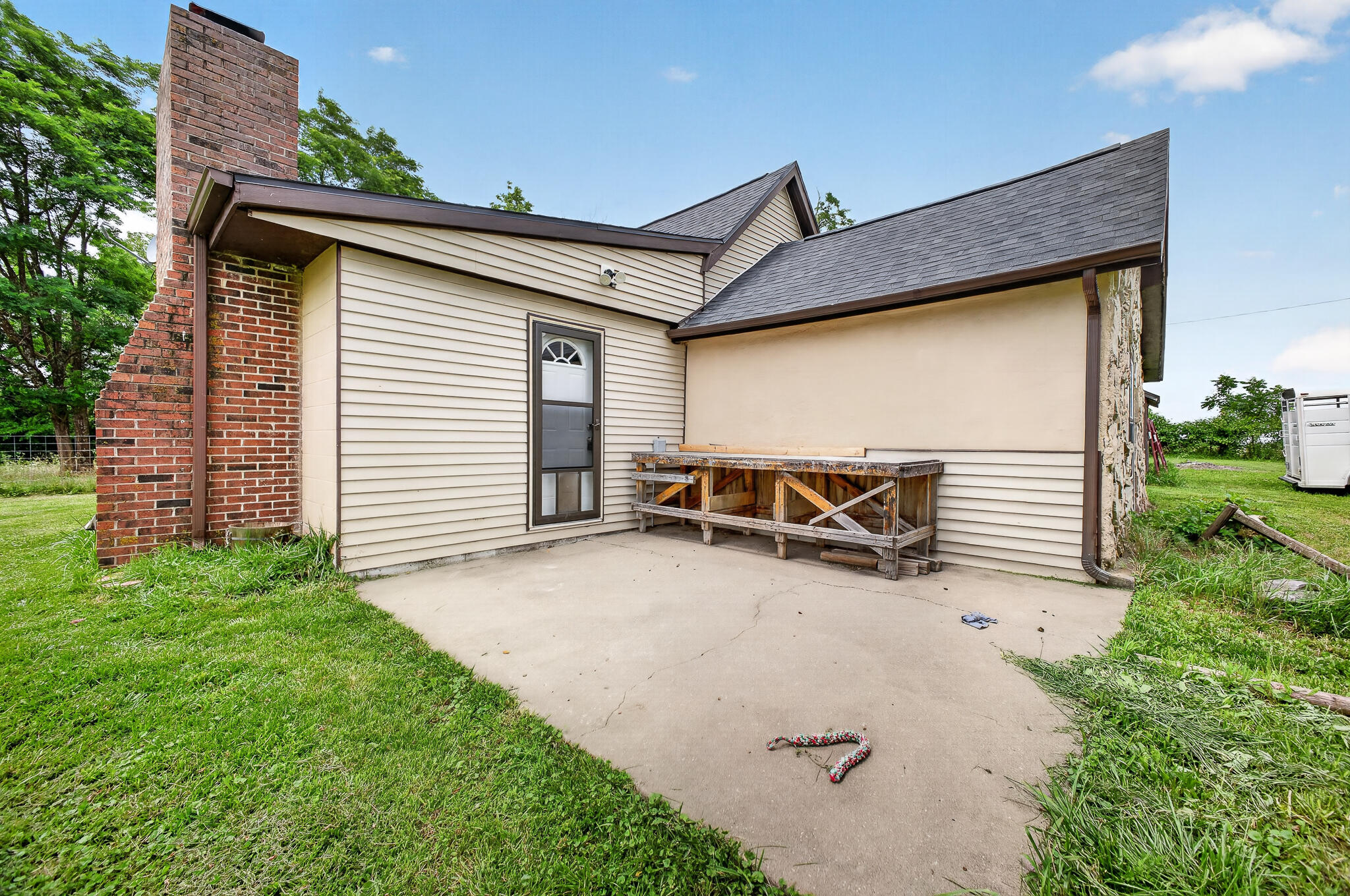 2081 Sand Ridge Road Property Photo 4
