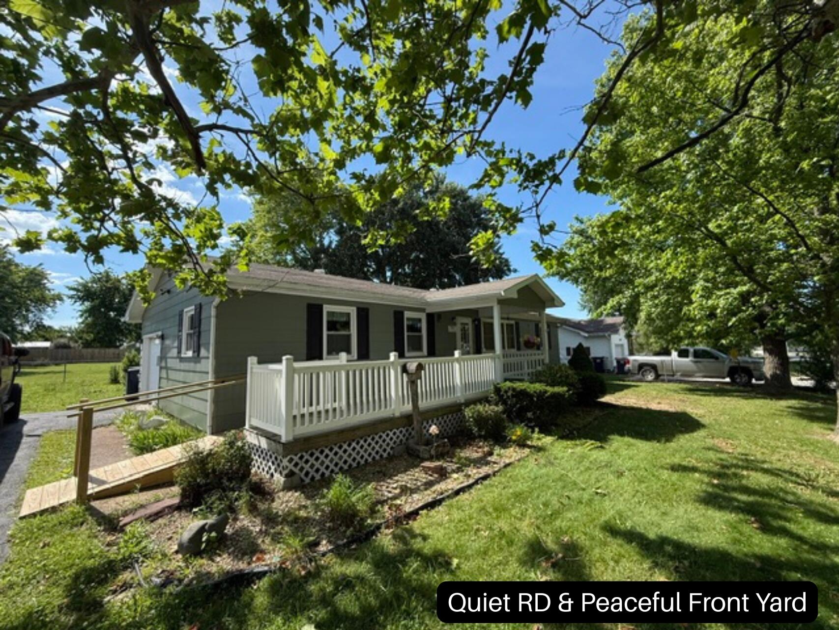 761 South Hickory Street Property Photo 3