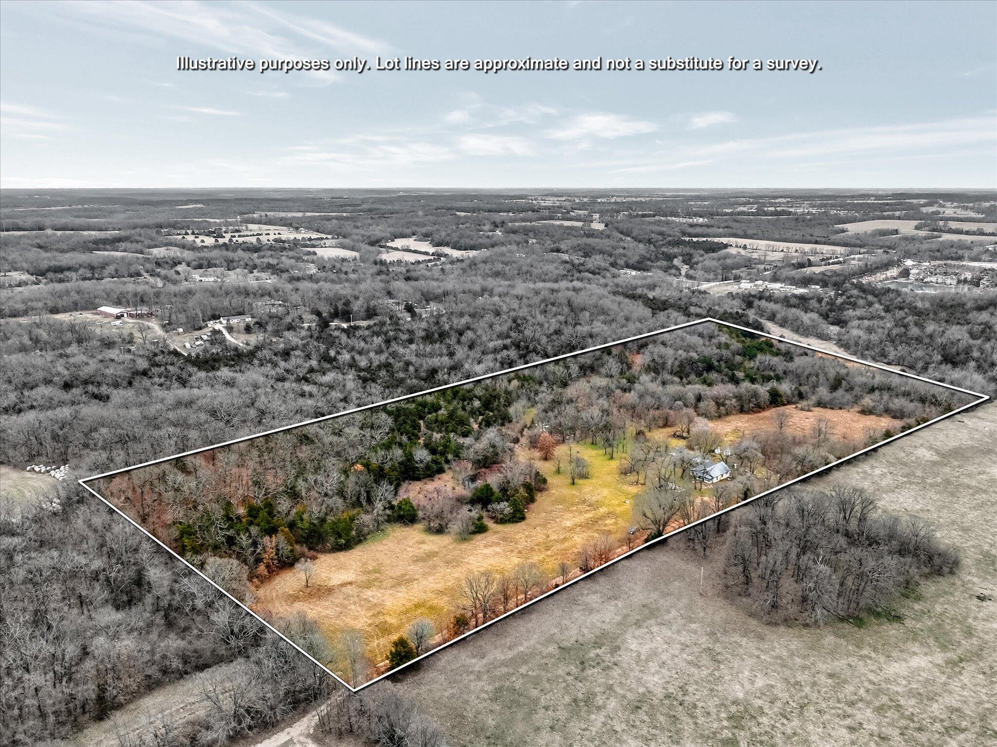 490 Highway W Property Photo 1