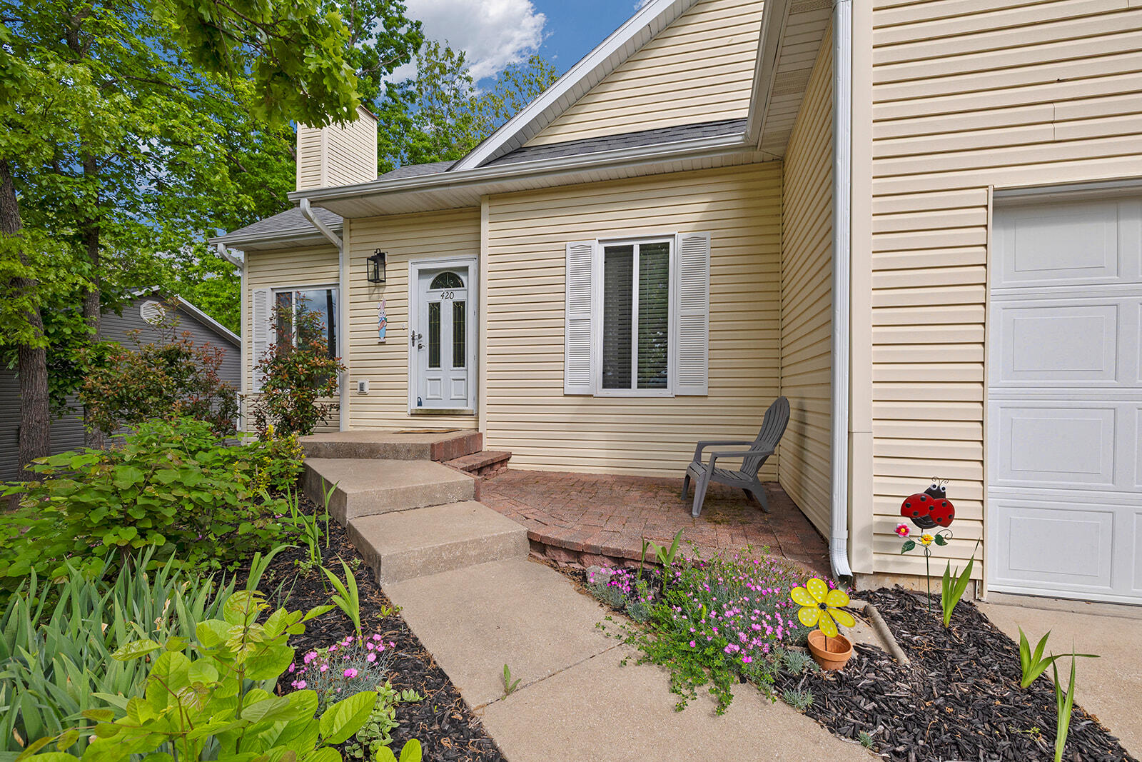 420 Amanda Road Property Photo 4