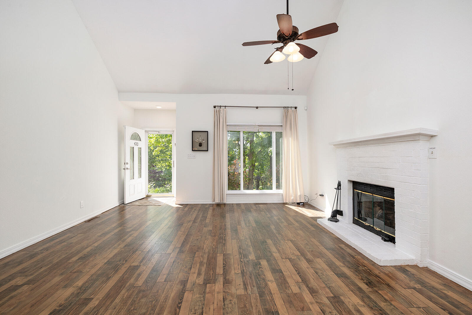 420 Amanda Road Property Photo 5