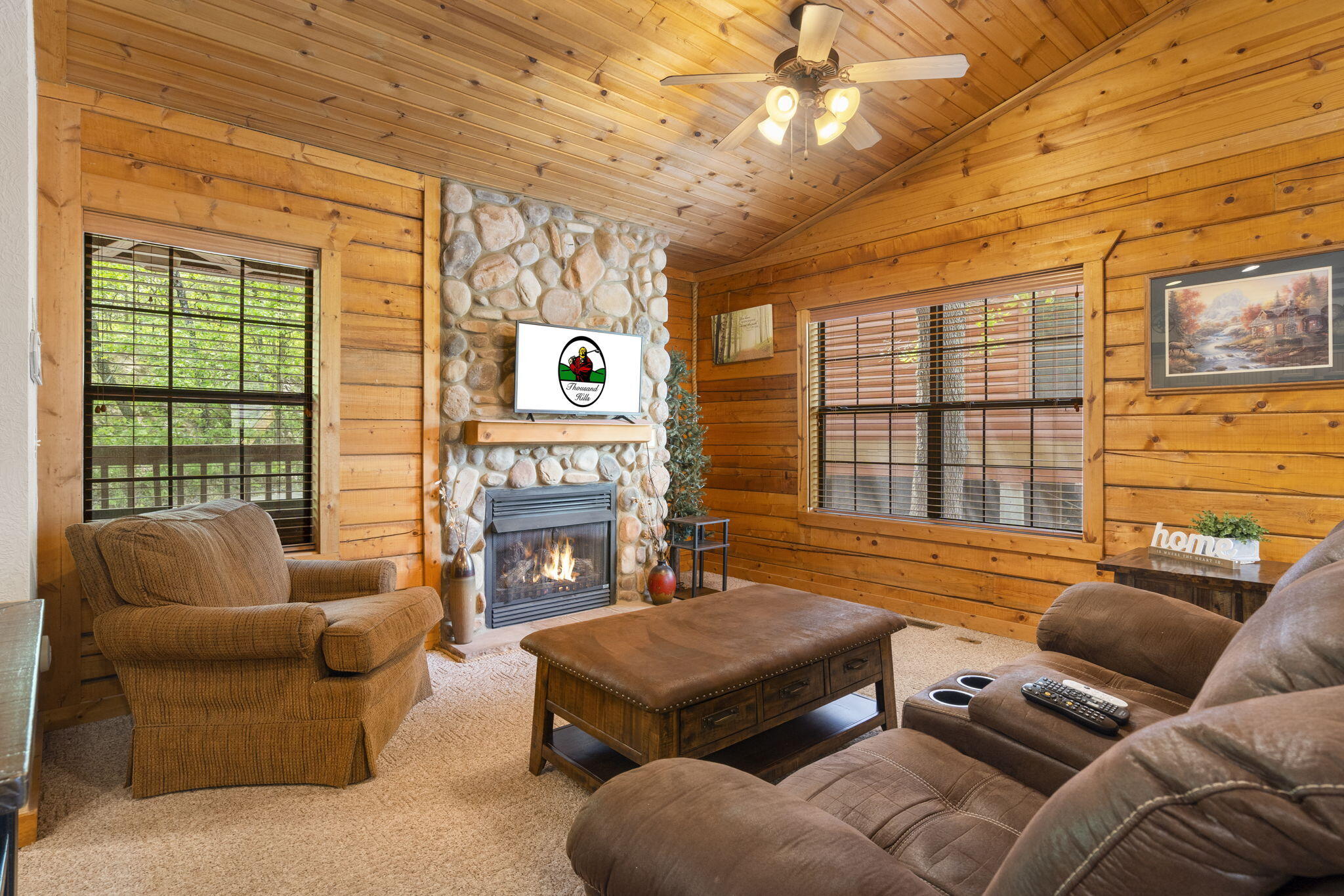 141 Rock Candy Lane Property Photo 4