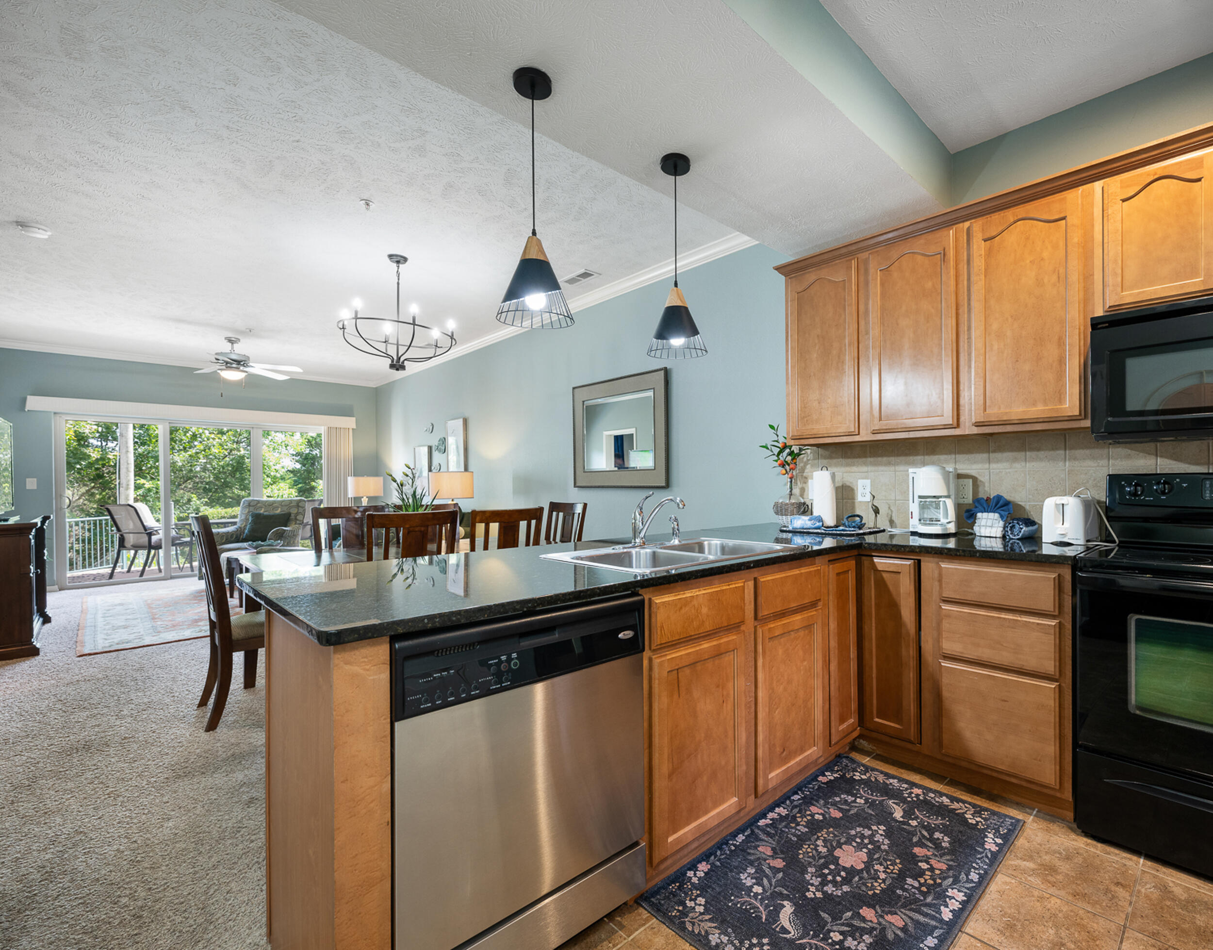 325 Majestic Drive 4-127 Property Photo 3