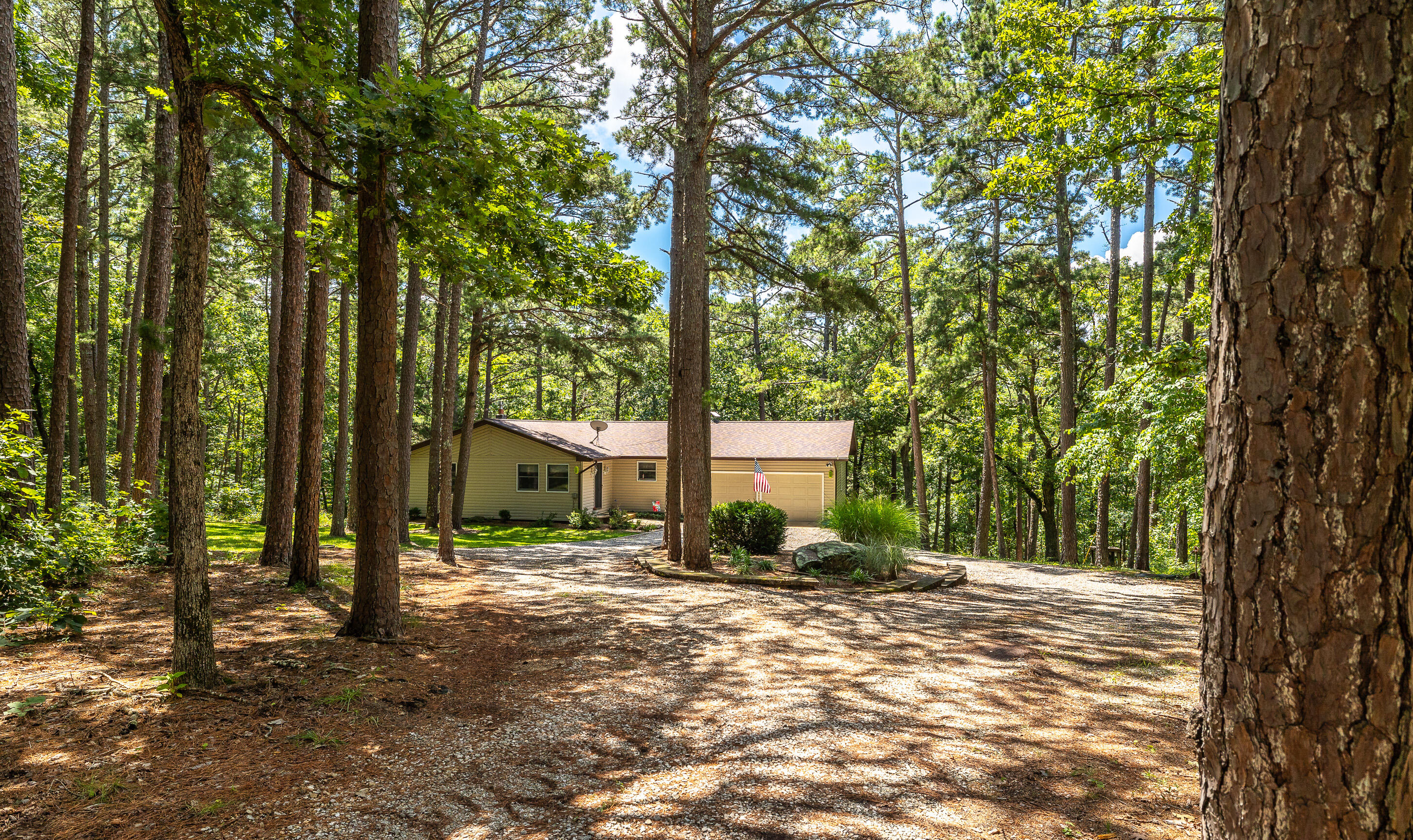 11545 Slaughter Road Property Photo 2