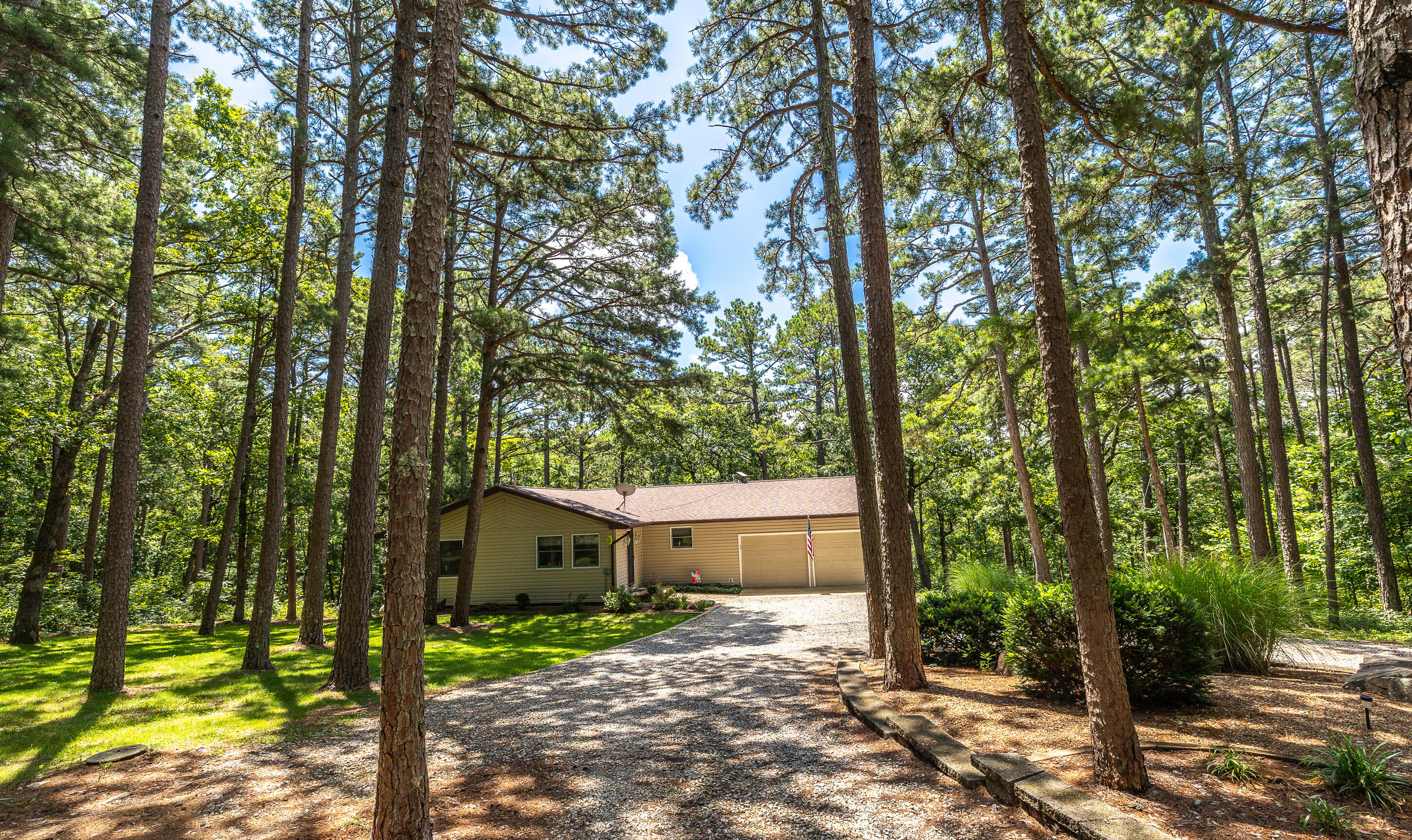 11545 Slaughter Road Property Photo 3