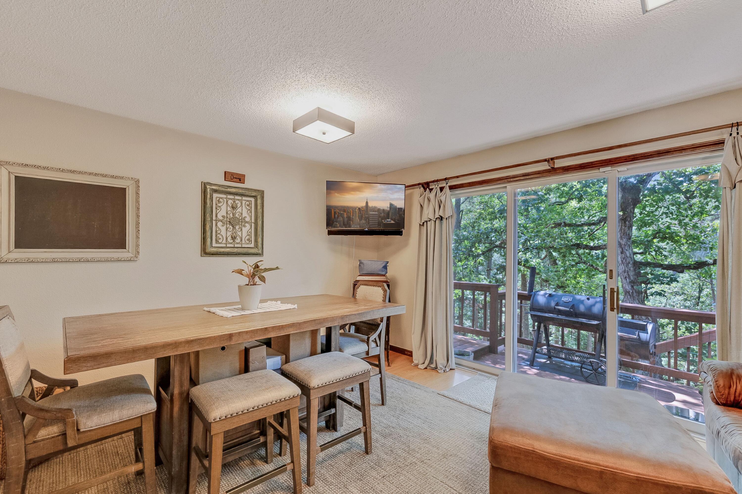 11545 Slaughter Road Property Photo 17