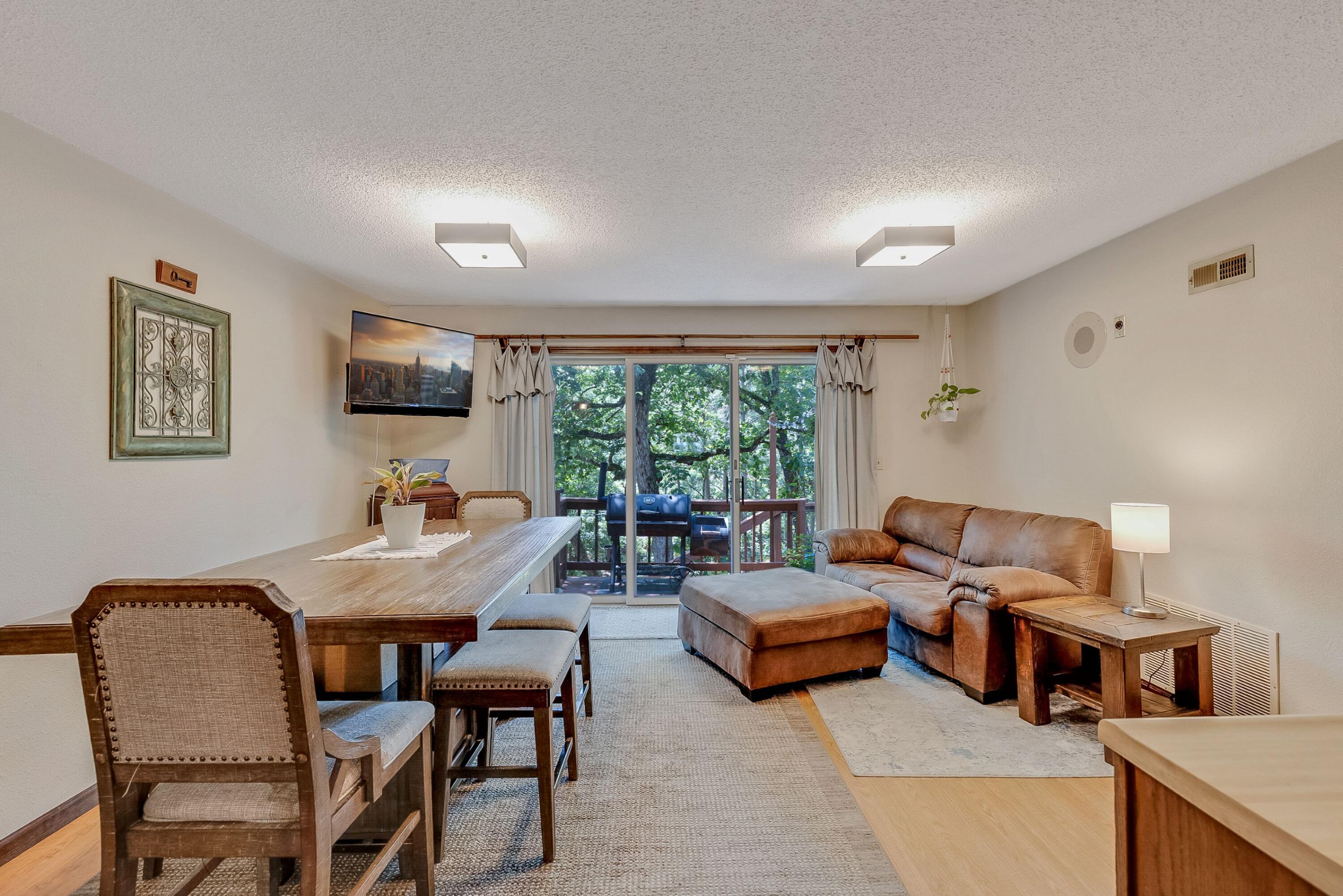 11545 Slaughter Road Property Photo 18