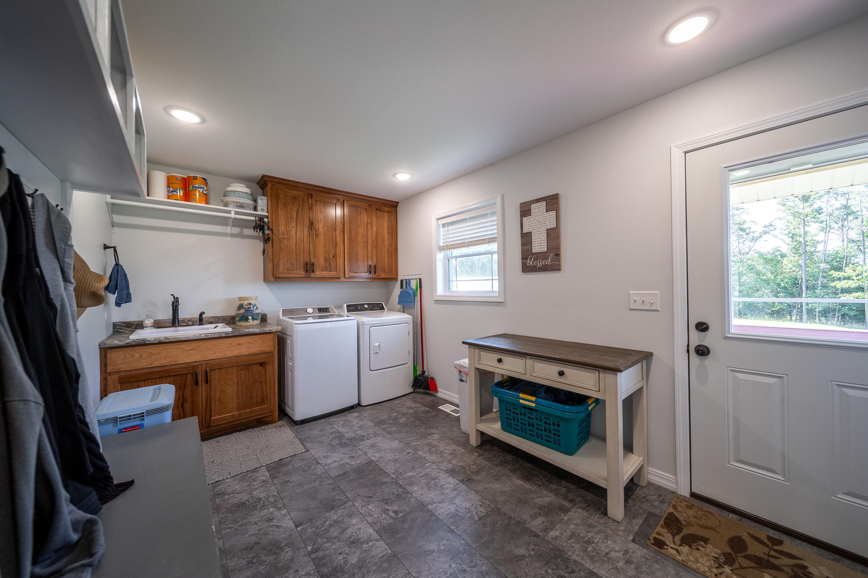 60326011 Property Photo 41