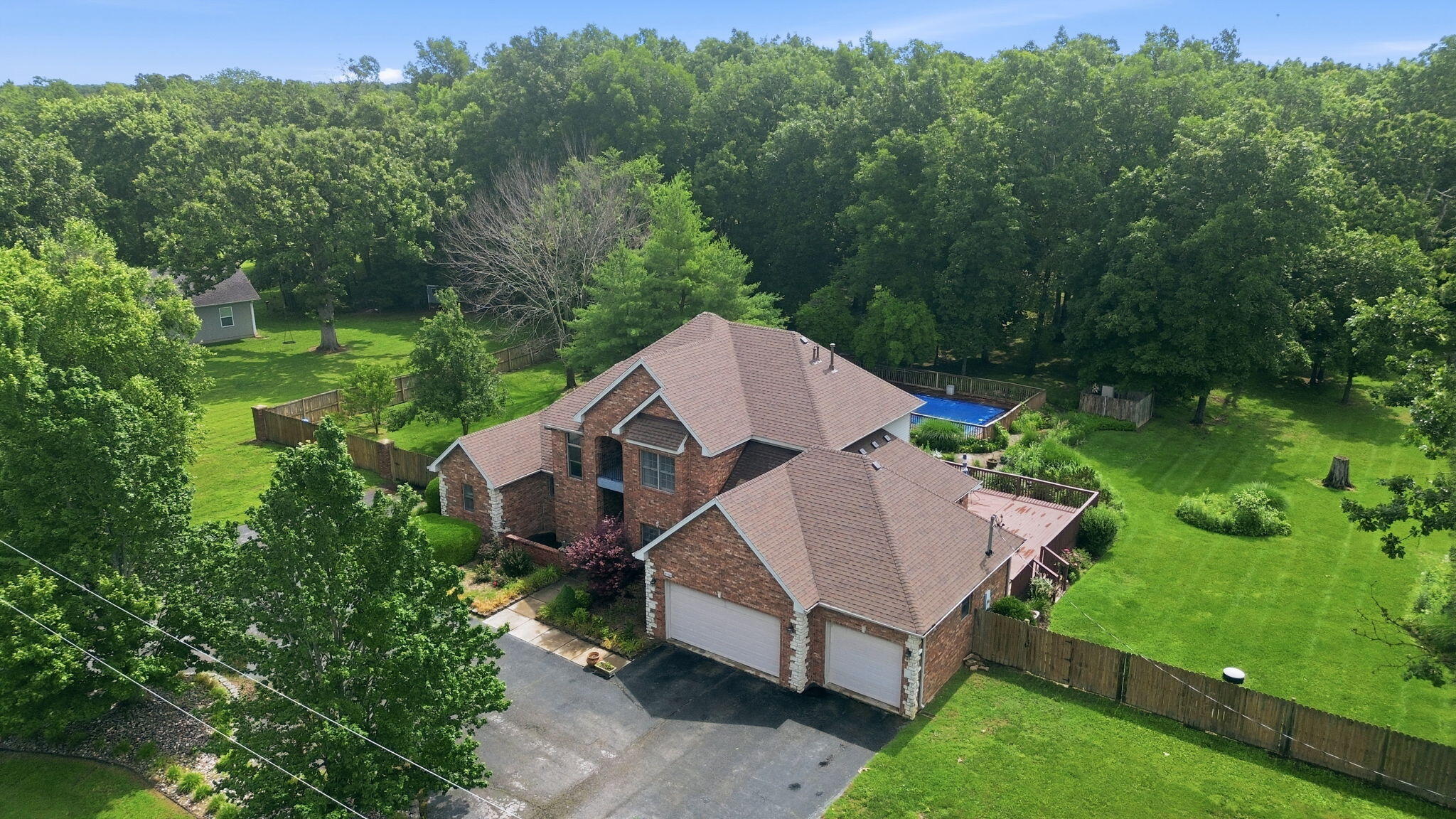 4190 North Castle Oaks Boulevard