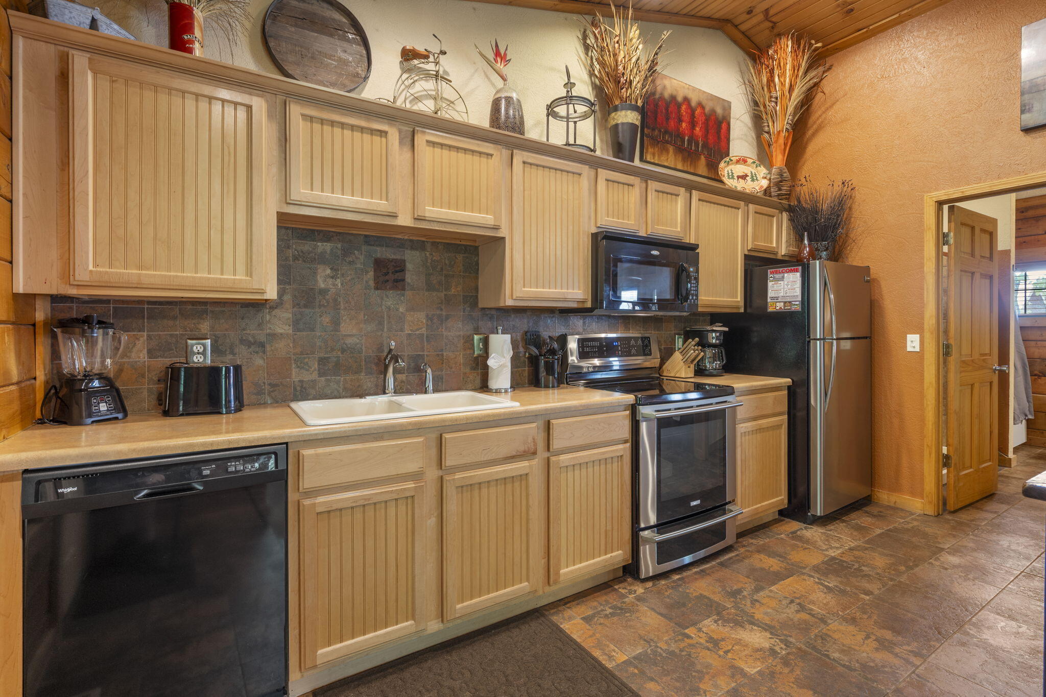 143 Rock Candy Lane Property Photo 2