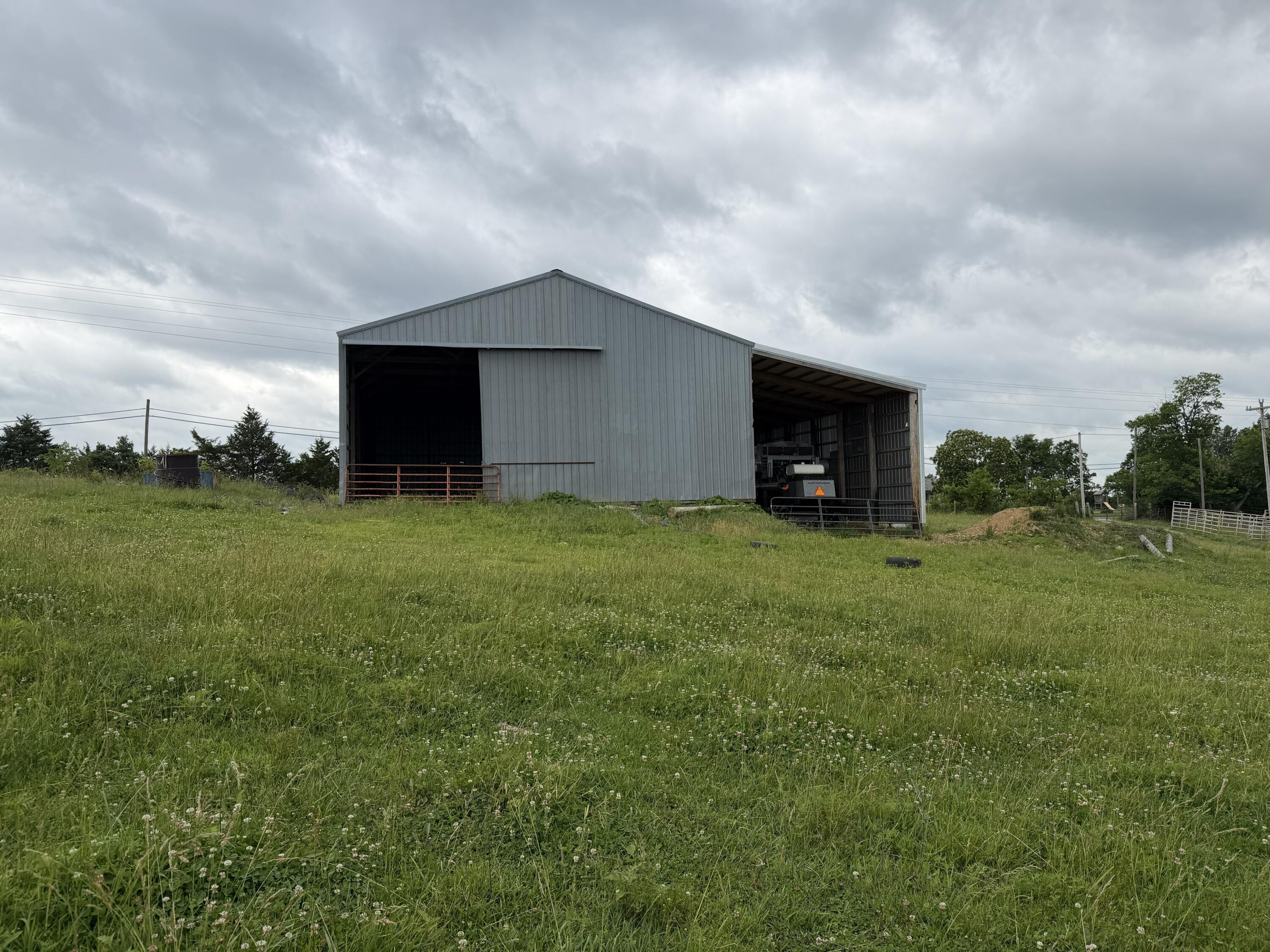000 N Highway Property Photo 2
