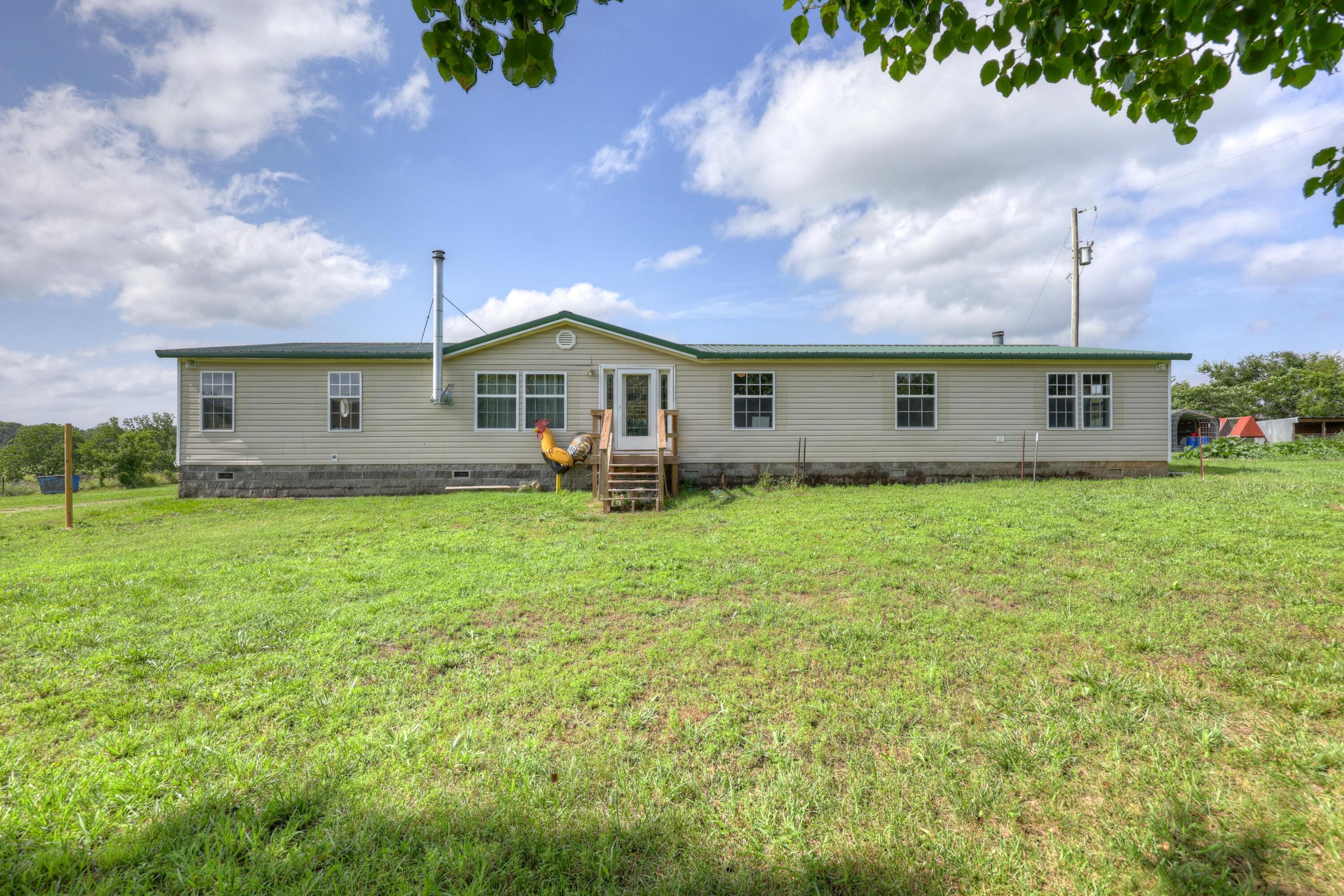 9072 East State Highway 76 Property Photo 38