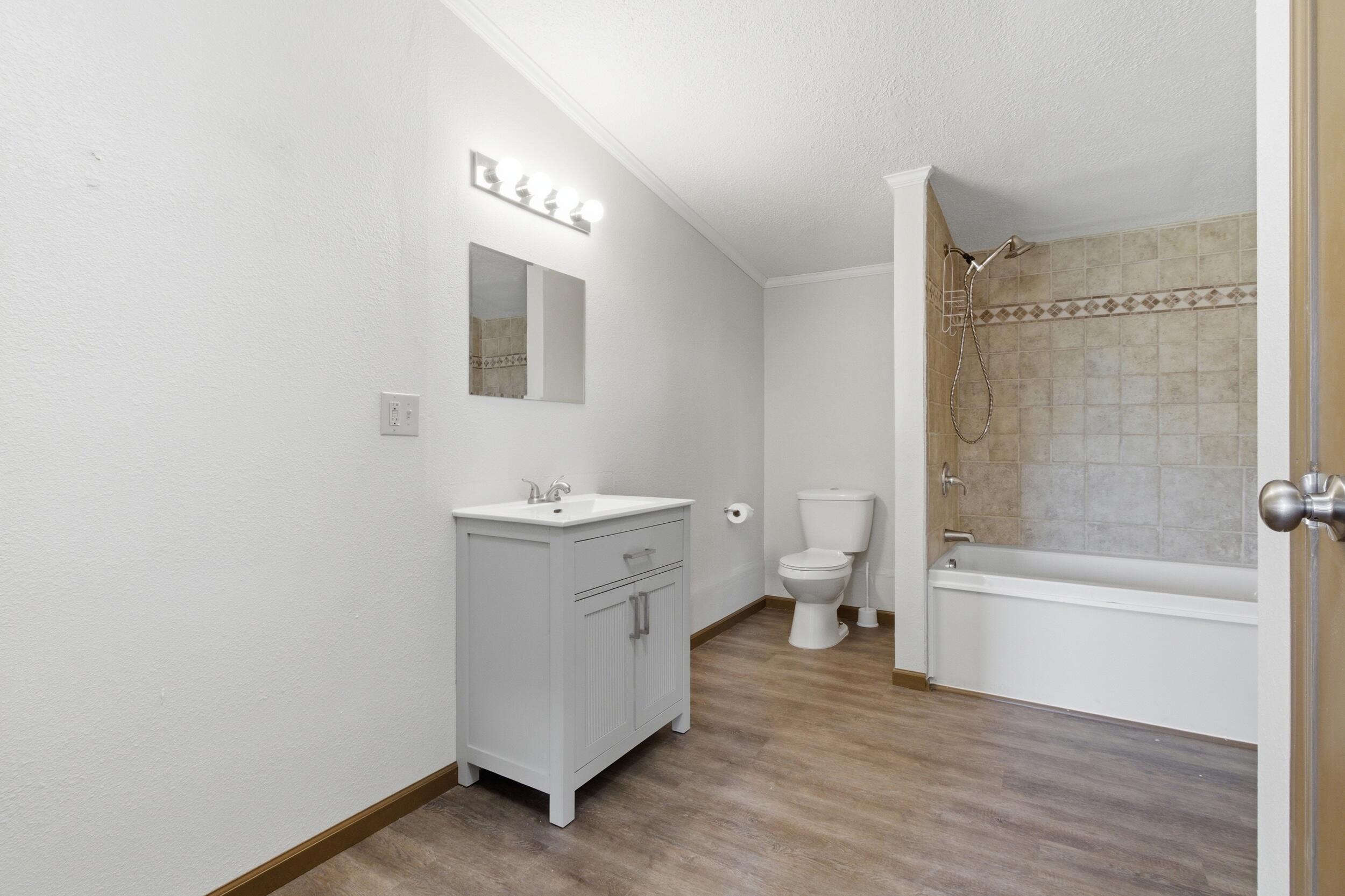 23594 Lawrence 1200 Property Photo 13