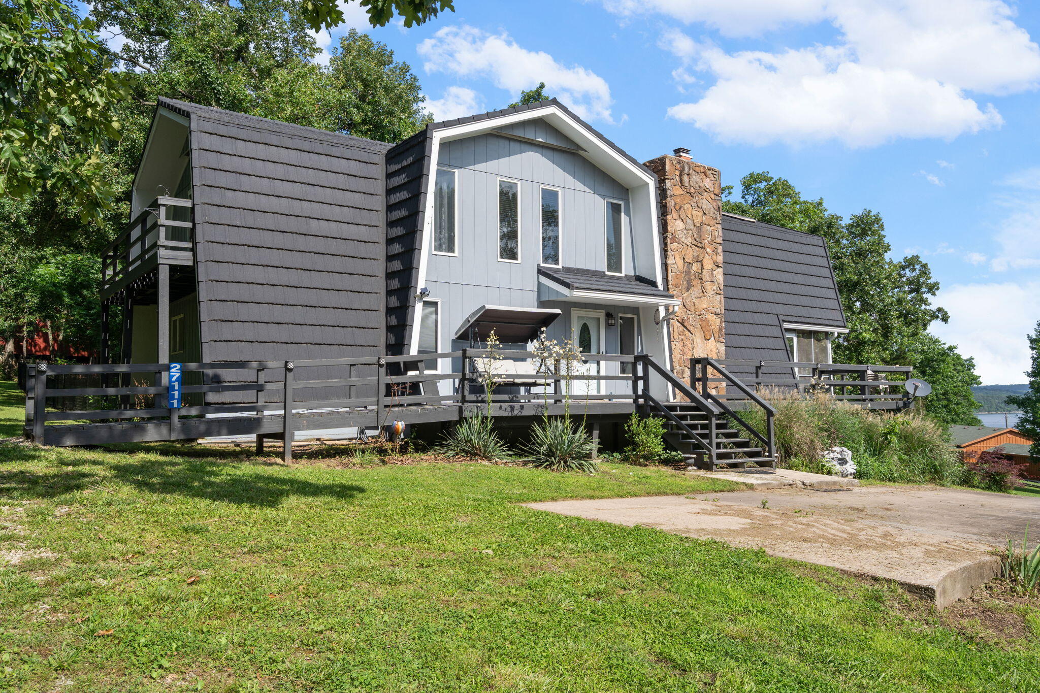 27111 White Tail Road Property Photo 3