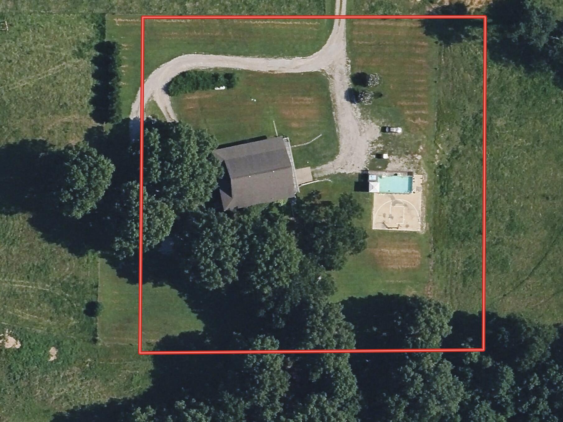238 Private Road 63-106 Property Photo 2