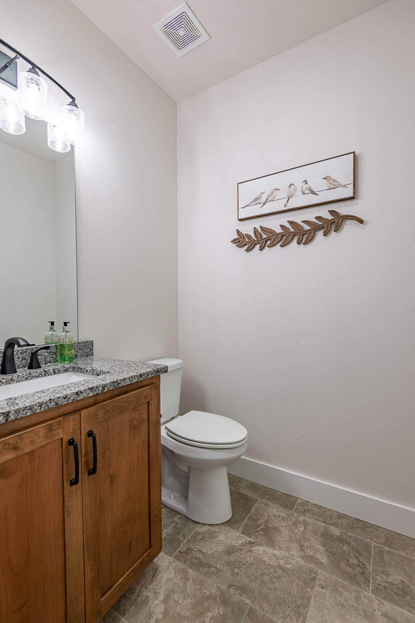 512 Creekside Terrace Property Photo 32