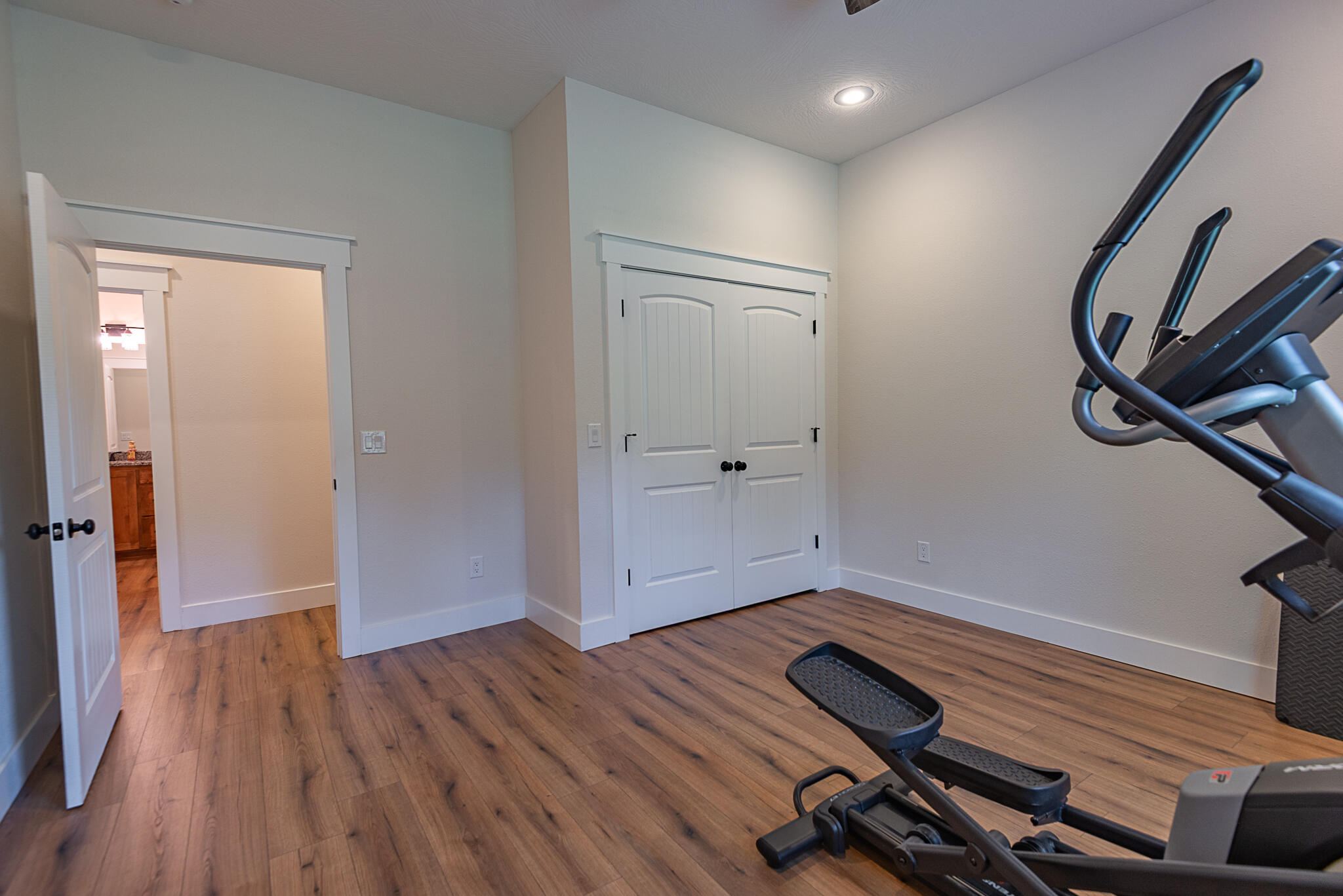 512 Creekside Terrace Property Photo 49