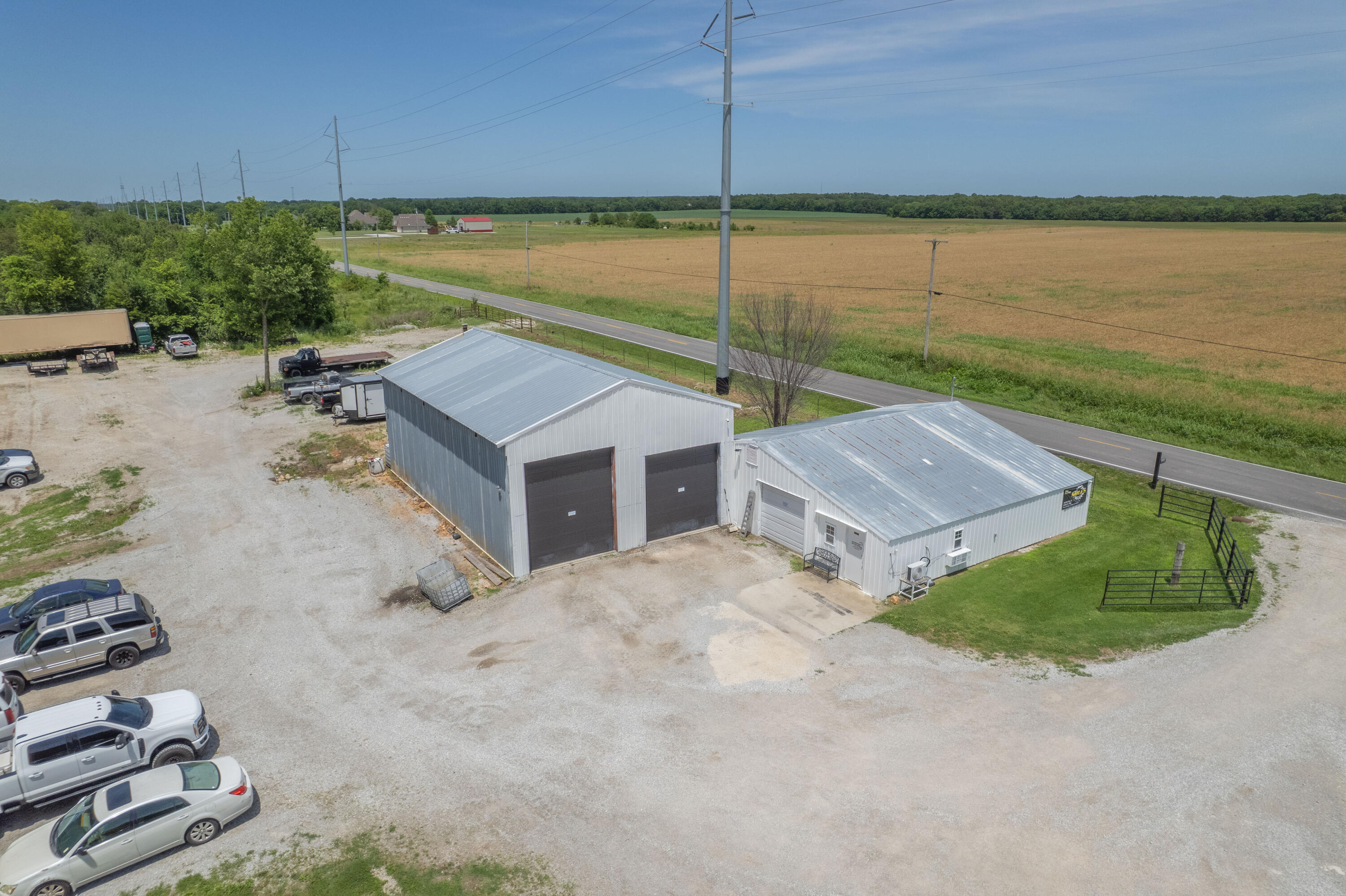 201 201 County Rd 180 Property Photo 41