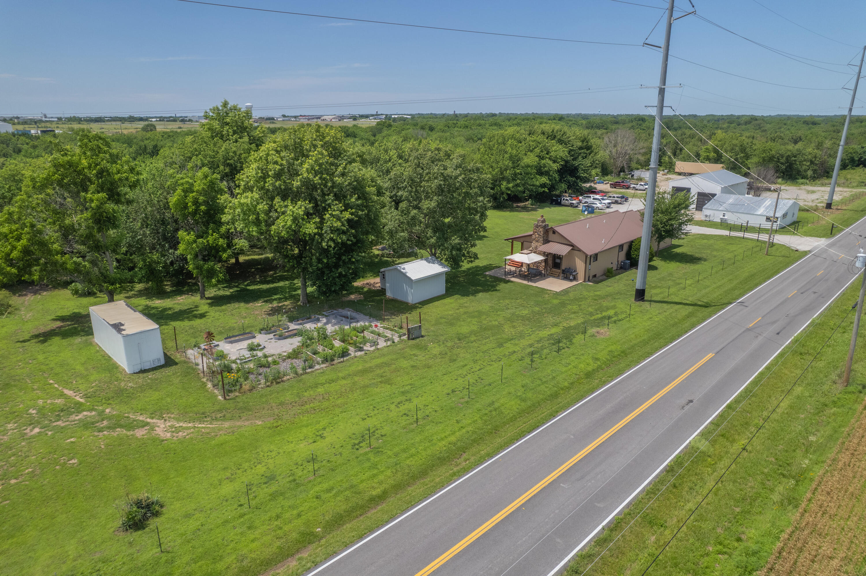 201 201 County Rd 180 Property Photo 54