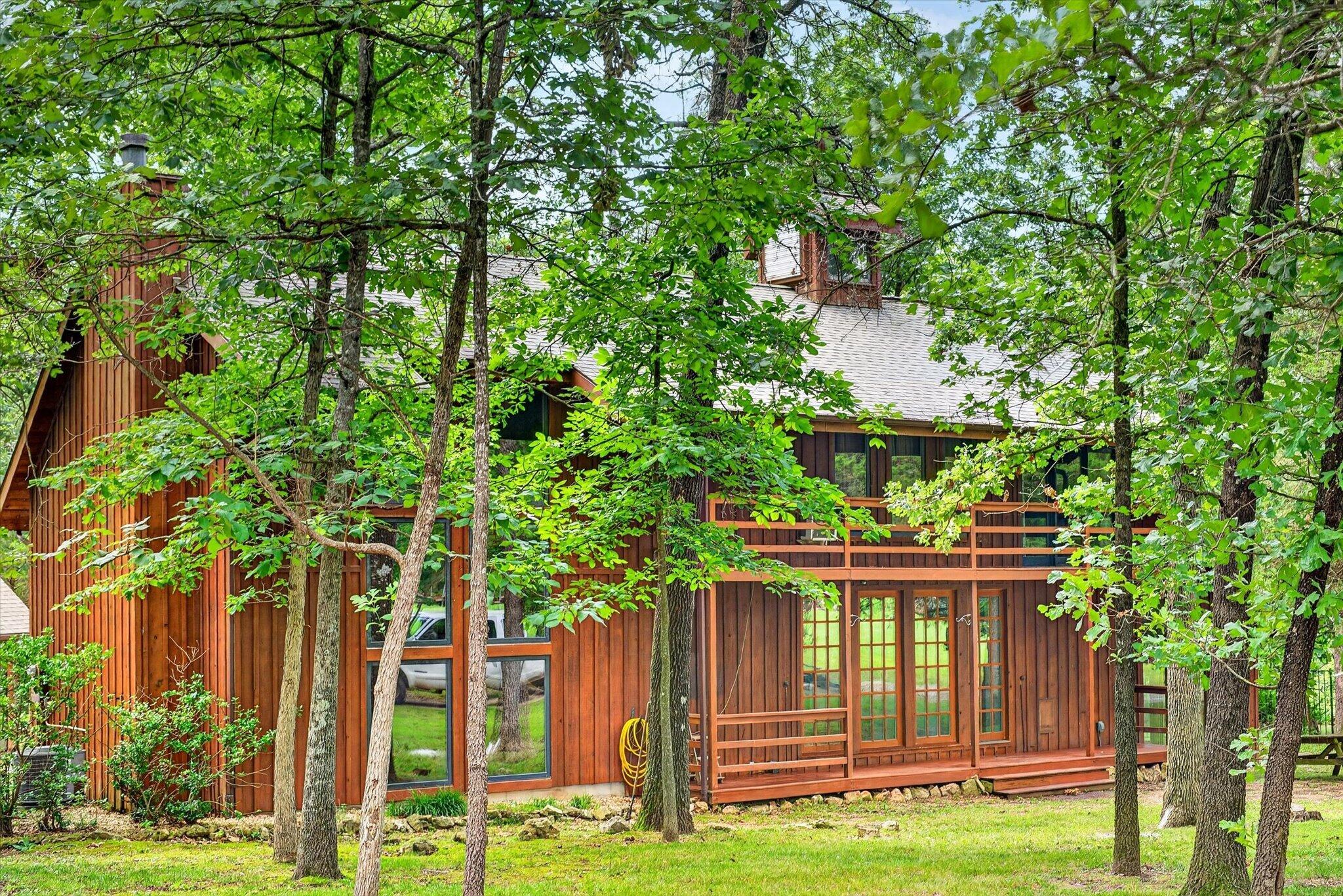 19860 Lawrence 2230 Property Photo 7