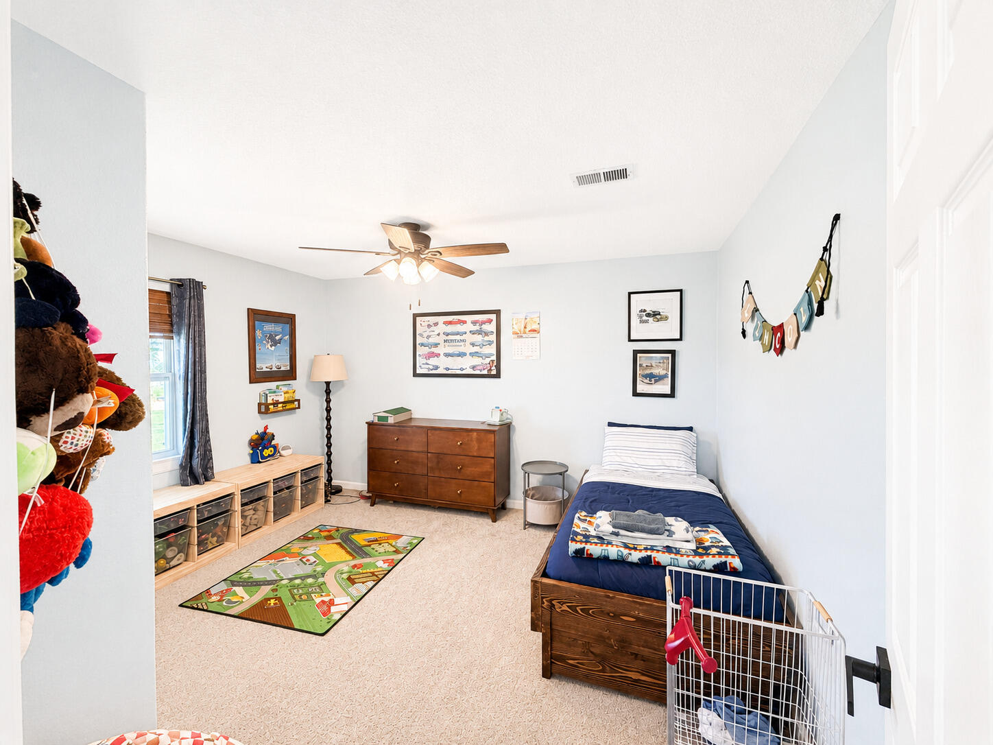 772 North Plainview Road Property Photo 25