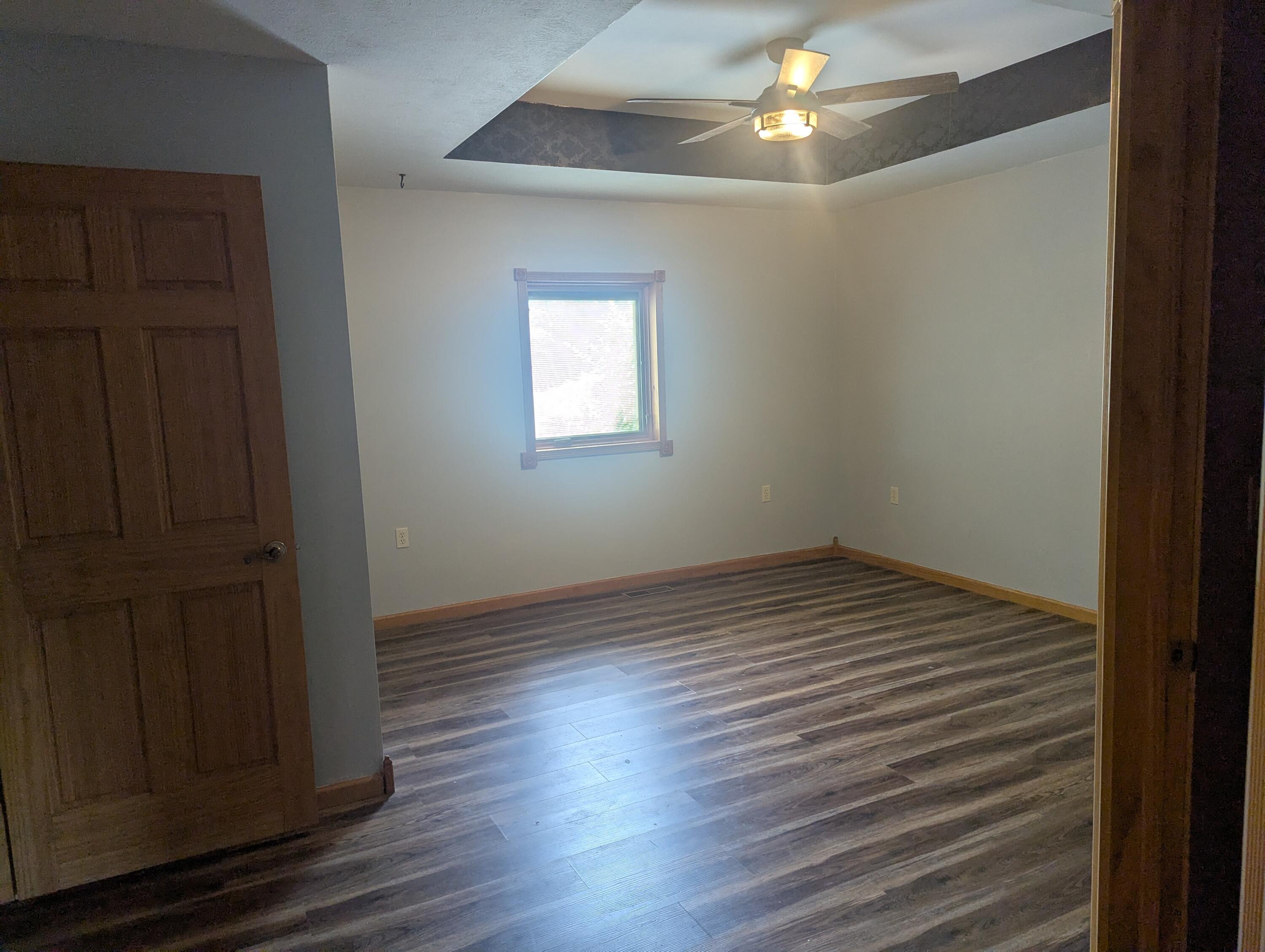 577 South Canterbury Lane Property Photo 7