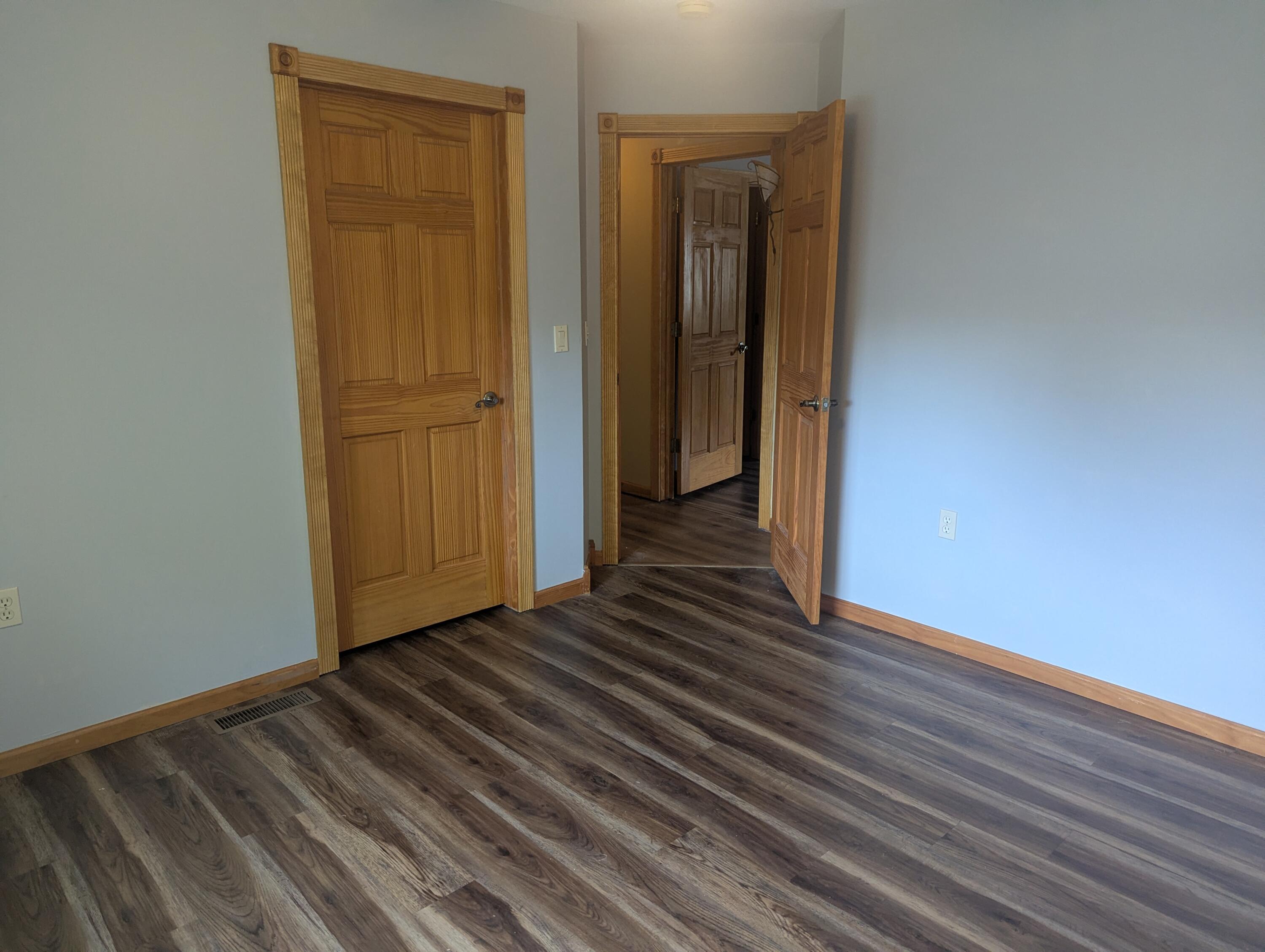 577 South Canterbury Lane Property Photo 14