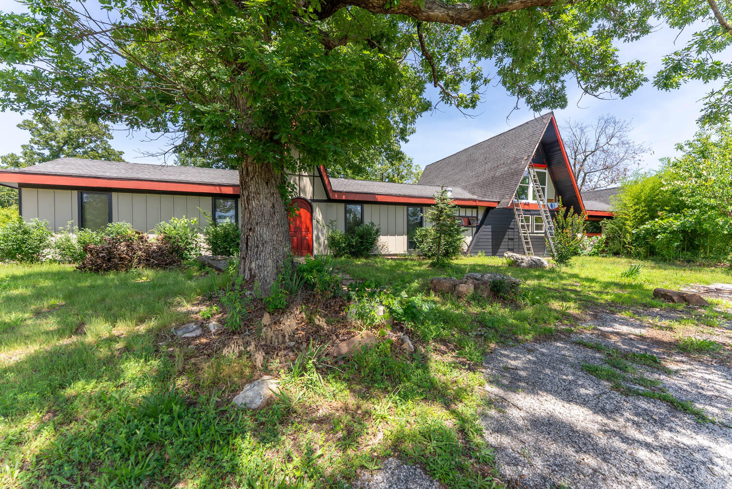7562 Highway 5 South Property Photo 7
